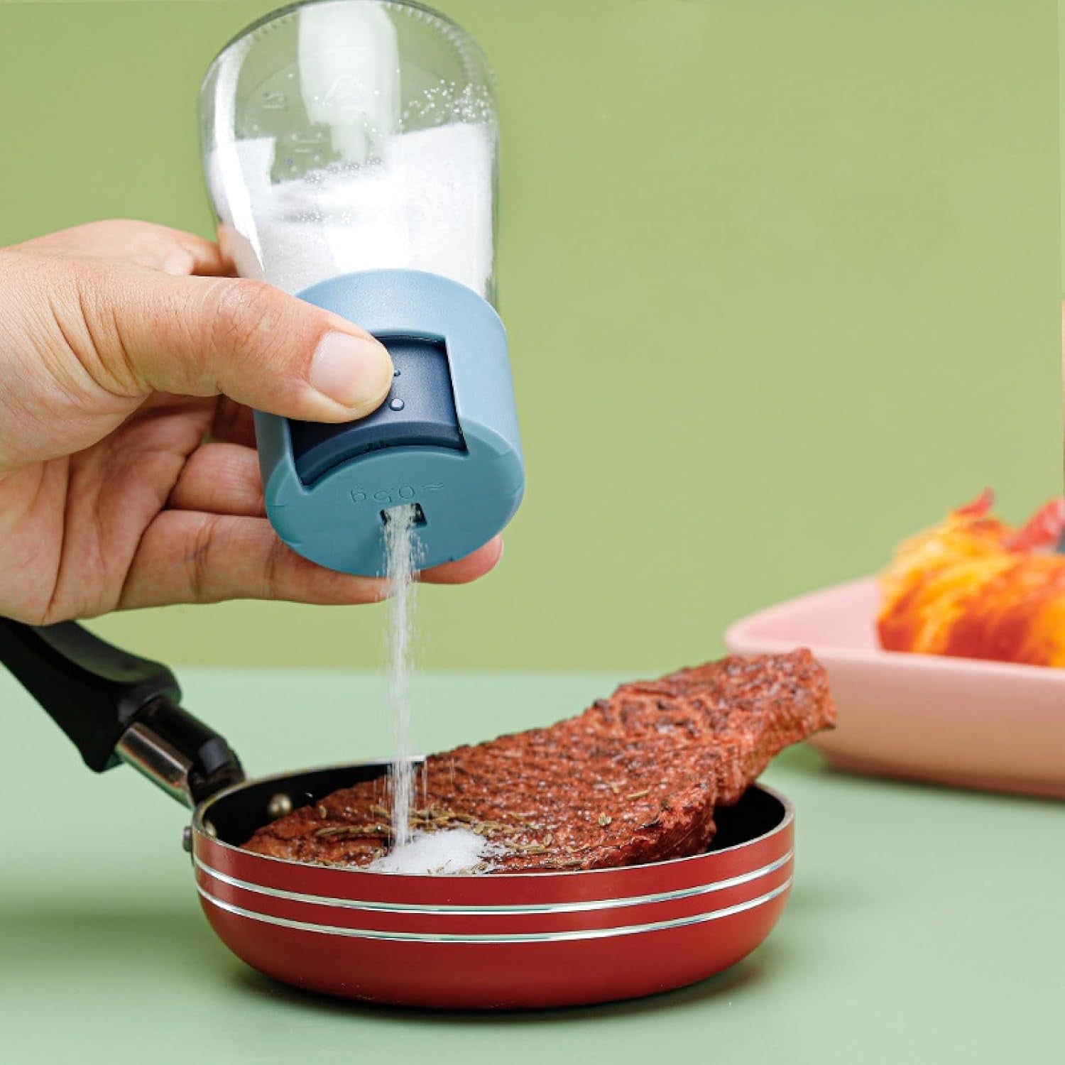 Dozator Condimente, din Stilca, 180 ml, Rezistenta la Umidiate, 11.3 x 6.4 cm, Masura 5g, Albastru