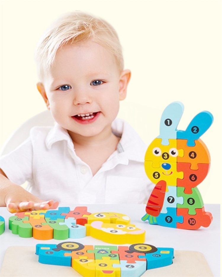 Puzzle din Lemn 3D Montessori, Jucarie Educativa pentru Copii, 0-3 Ani, Vopsea Ecologica, Dezvolta Motricitatea Fina, Coordonarea, Logica, 11 Piese, Model Iepure, Multicolor