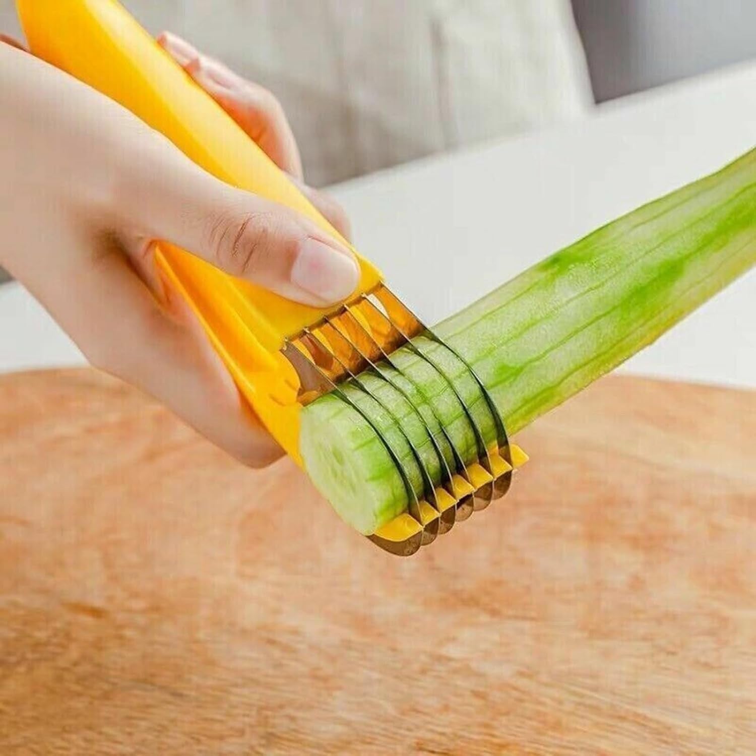 Feliator pentru Alimente, Accesoriu pentru Bucatarie, Cutit pentru Legume si Fructe, Model Banana, Ergonomic, 17.5x5x4 cm, Galben