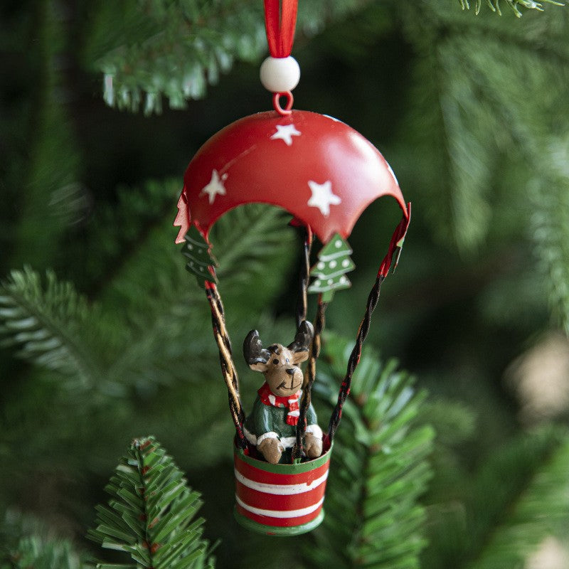 Figurina pentru Brad de Craciun, Model Ren in Balon cu Aer Cald, Ornament pentru Brad, din Metal, 11 x 5.5 x 5.5 cm, Rosu inchis