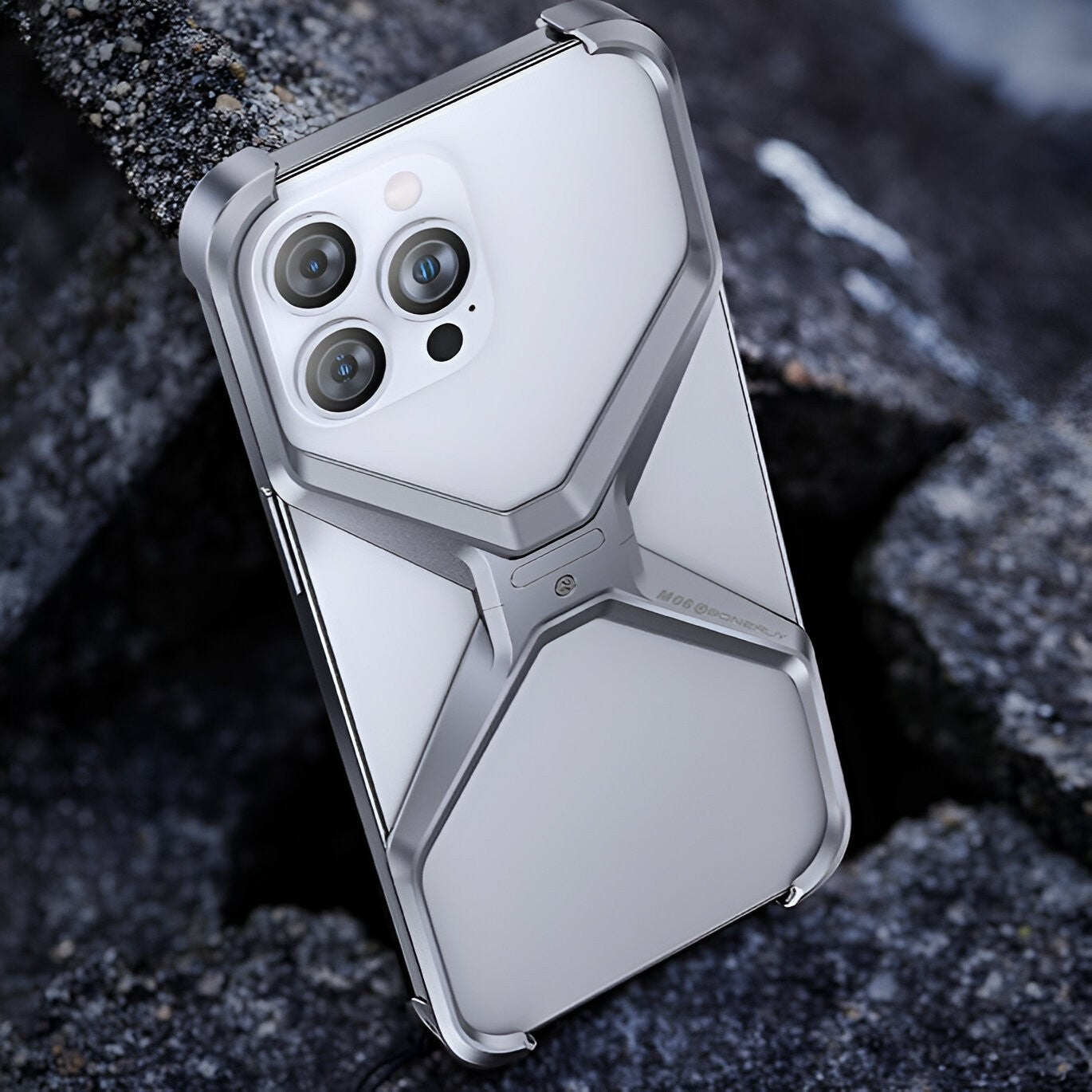 Husa Armor X Compatibila cu iPhone 15 Pro Max, Aliaj de Aluminiu, Antisoc, Antizgarieturi, Impermeabila, Margini cu 2 Straturi, Aderent, Montare Usoara, Surubelnita Inclusa, Gri Metalizat