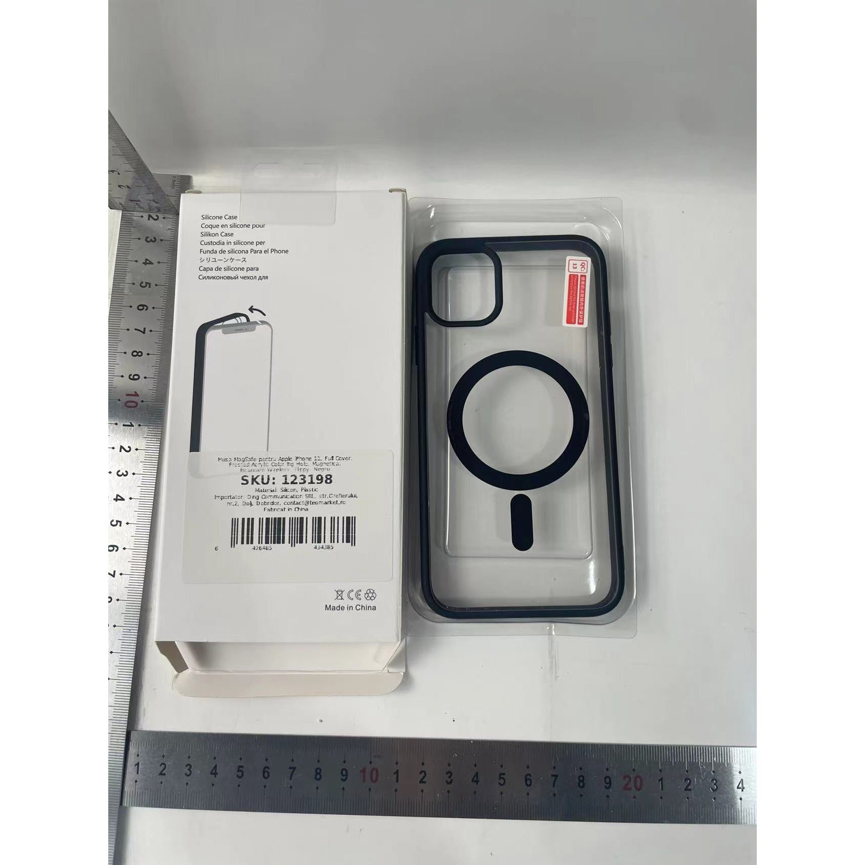 Husa MagSafe pentru Apple iPhone 11, Full Cover, Frosted Acrylic Color Big Hole, Magnetica, Incarcare Wireless, Negru