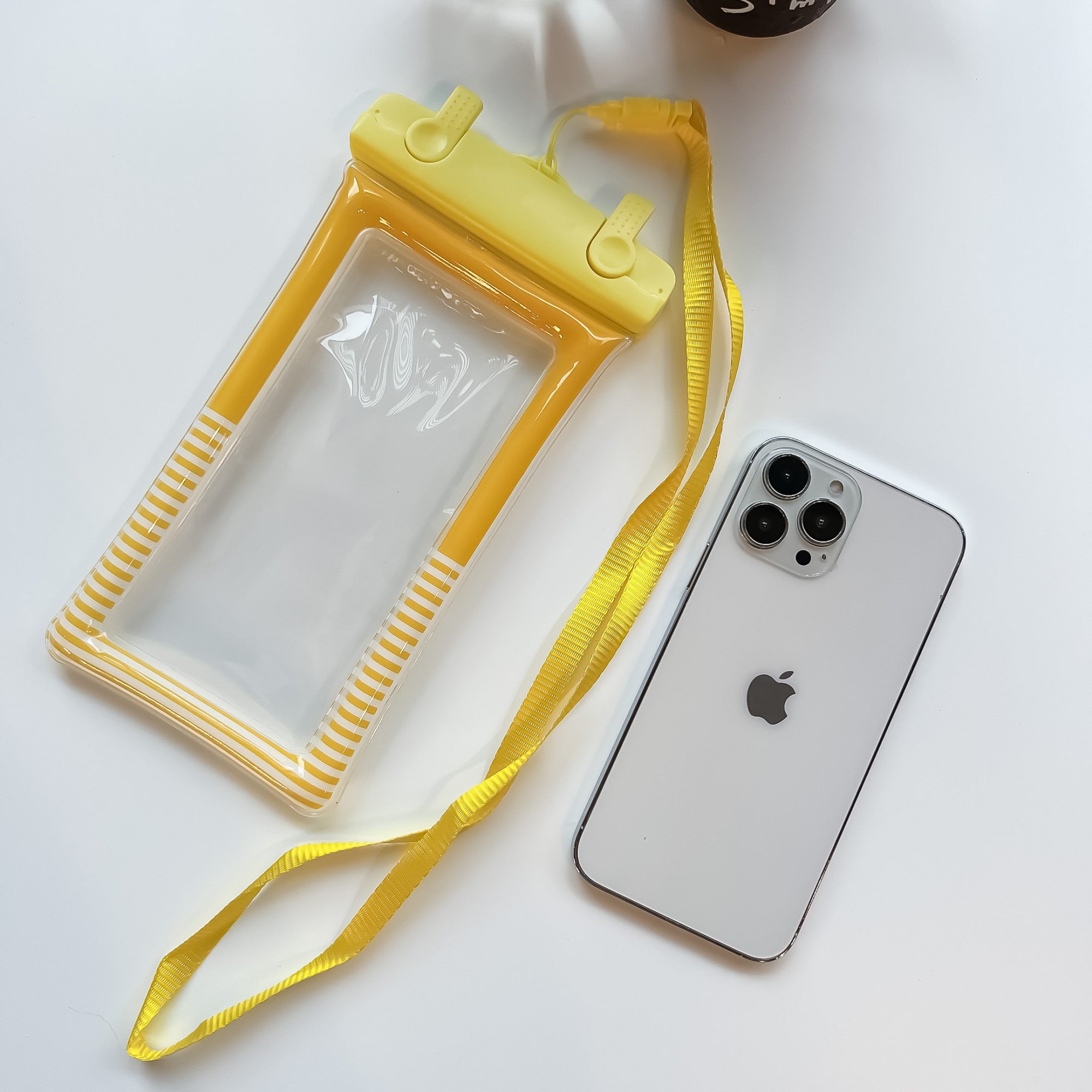 Husa subacvatica Cushion Waterproof, Snowproof, Universala, Dungata, cu Snur, pentru telefon sau documente, Galben