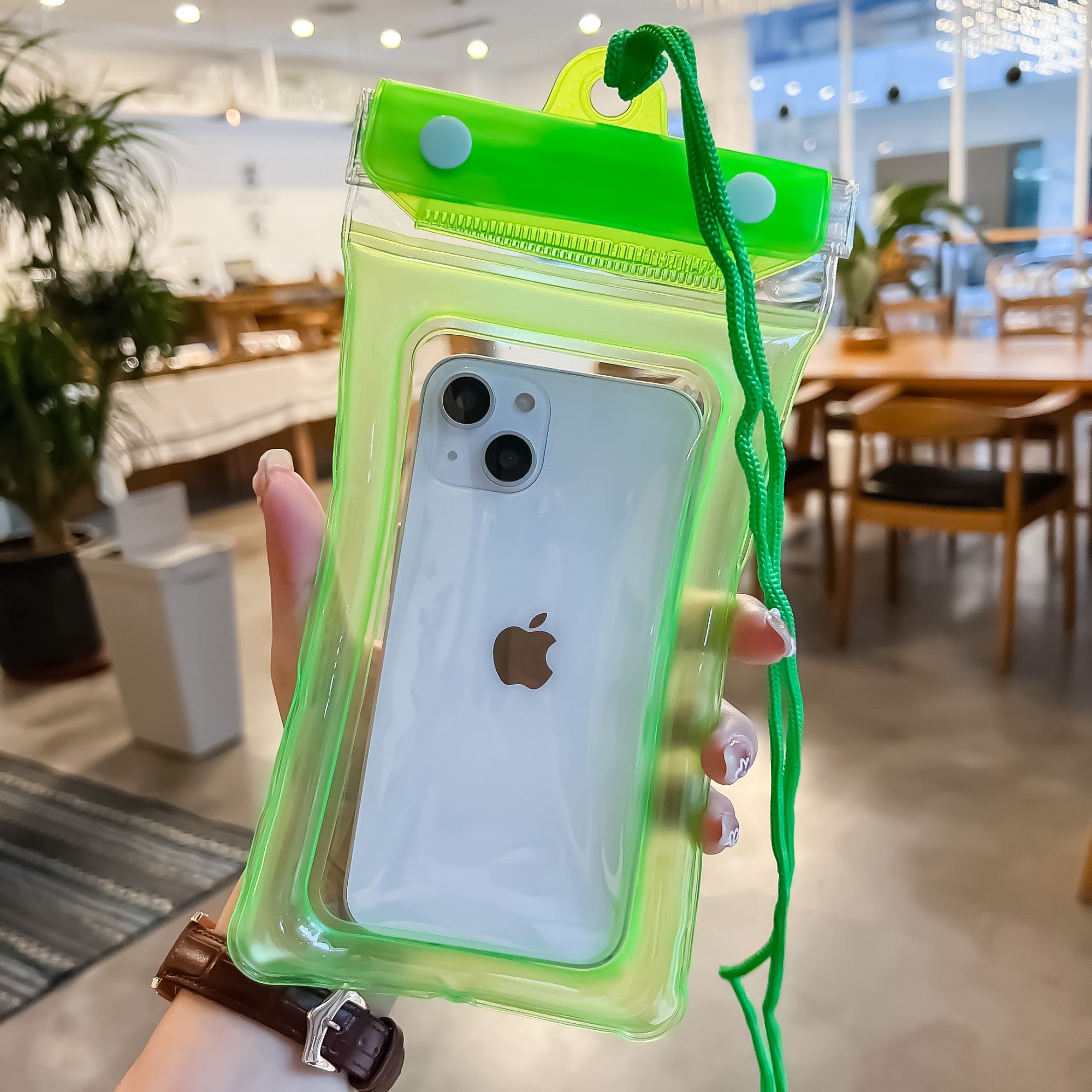 Husa subacvatica Zip Waterproof, Snowproof, Universala, Impermeabila, cu Snur, pentru telefon sau documente, Verde