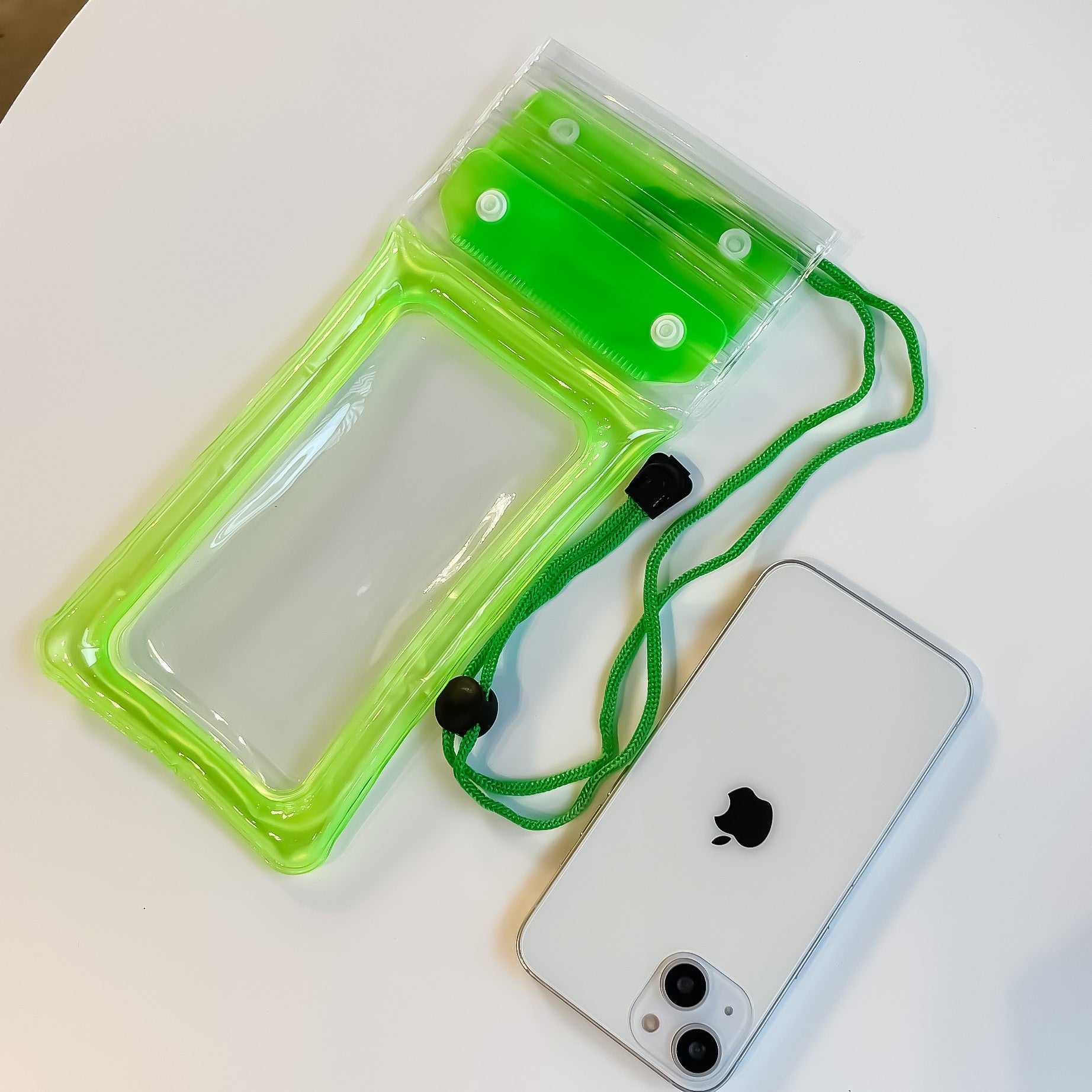 Husa subacvatica Zip Waterproof, Snowproof, Universala, Impermeabila, cu Snur, pentru telefon sau documente, Verde