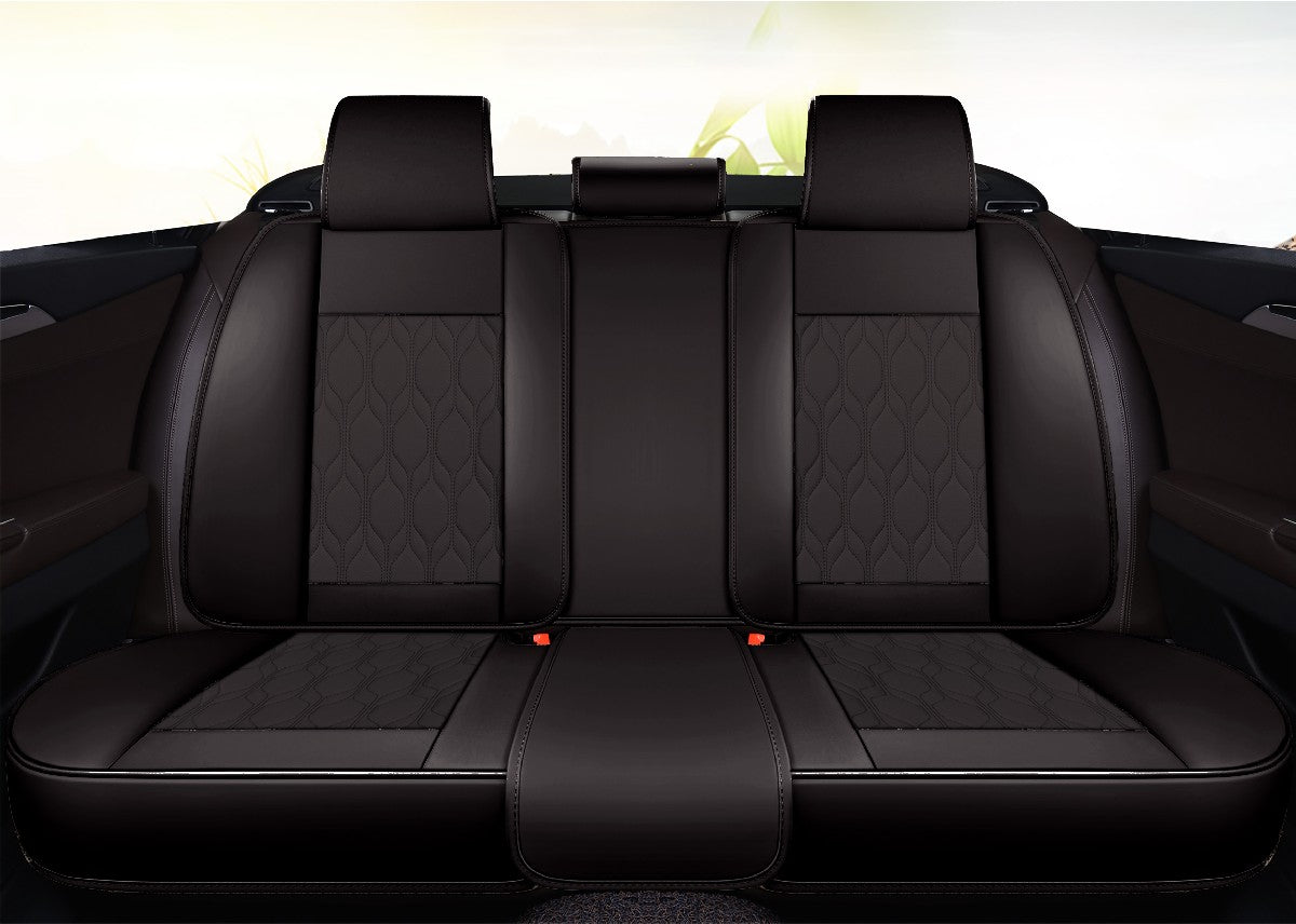 Huse auto premium 5 locuri Carguard Deluxe piele ecologică perforată - negru - alb