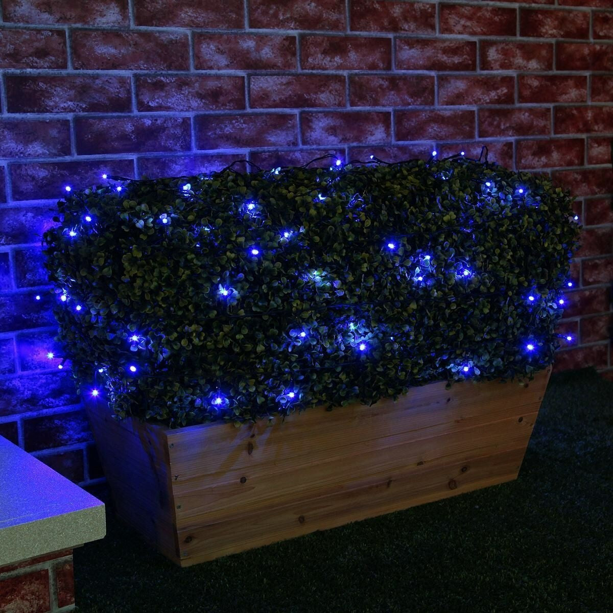 Instalatie Craciun, 40 m, 400 Led-uri,Liniara, Albastru, 8 jocuri de lumini, Transformator, Interconectabila, Prelungitor 5 m inclus, Fir Verde