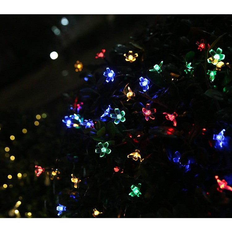 Instalatie Craciun, 5 metri, 20 Becuri LED tip Flori de cires, pentru exterior cu incarcare solara, Multicolor