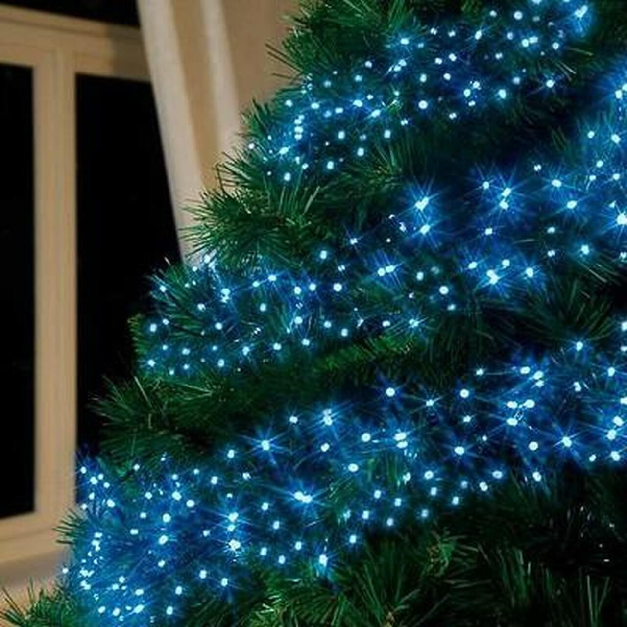 Instalatie Craciun, 80 m, 800 Led-uri,Liniara, Albastru, 8 jocuri de lumini, Transformator, Interconectabila, Prelungitor 3 m inclus, Fir Transparent