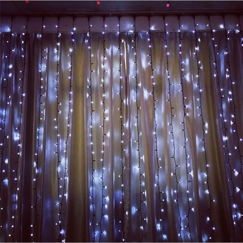 Instalatie Craciun Profesionala de Exterior IP65, Tip Perdea, 10m x 5m, 5000 Led-uri Mari, Alb rece, cu flash, Alimentator si prelungitor 6,5 m, Interconectabila, Fir negru