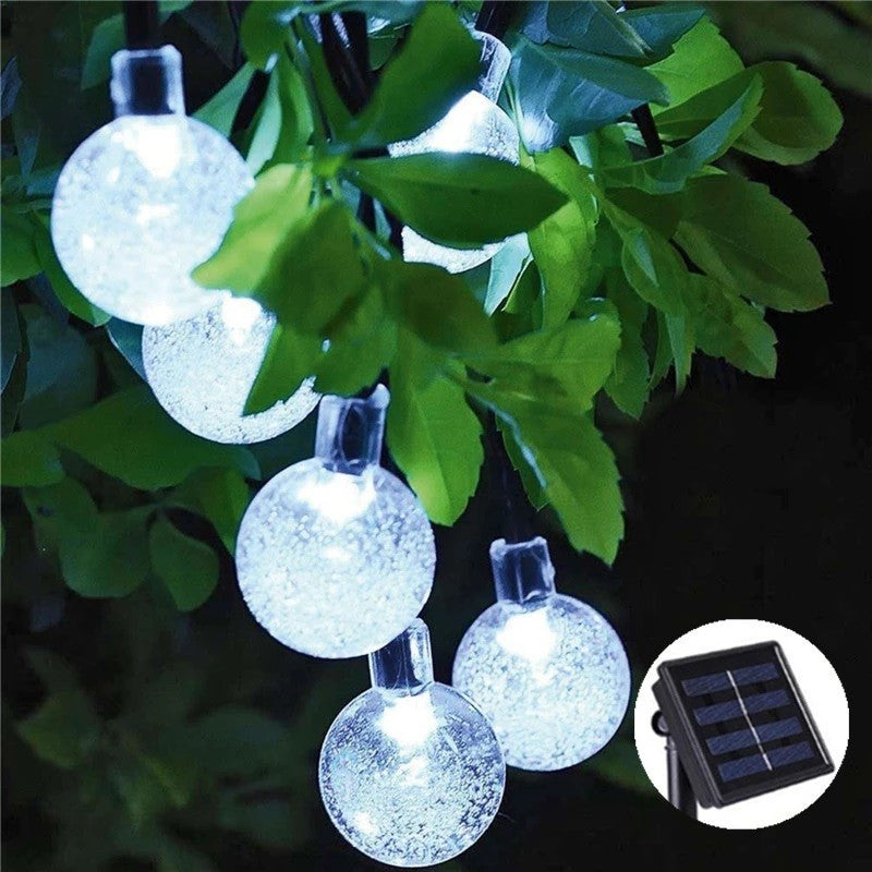 Instalatie Craciun, Tip Globuri de cristal, 50 Led-uri, 9.5 metri, Alb rece, Energie solara, Senzor de lumina