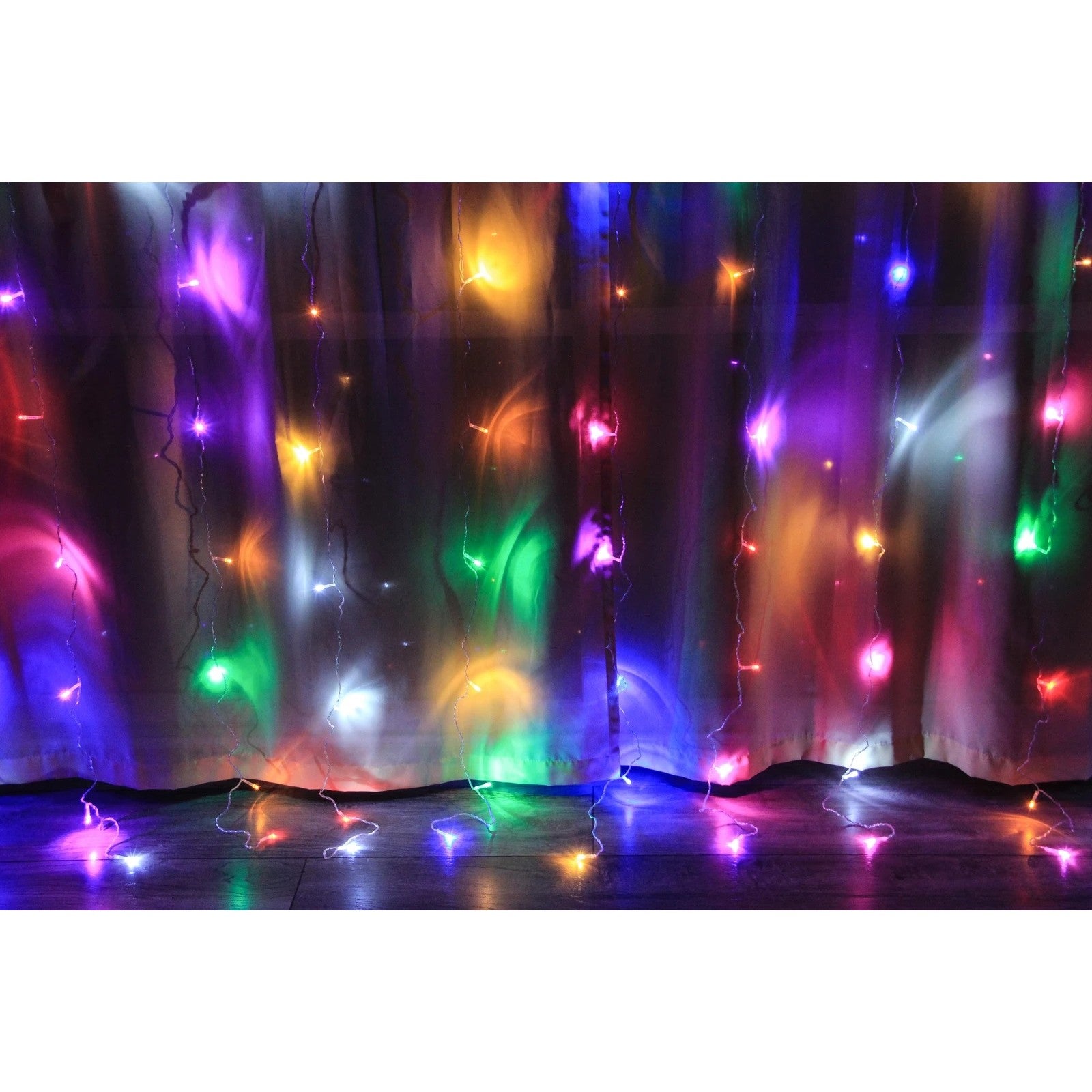 Instalatie Craciun, Tip Perdea IP44, 3m x 1m, 100 Led-uri, Multicolor, USB si telecomanda cu 8 functii