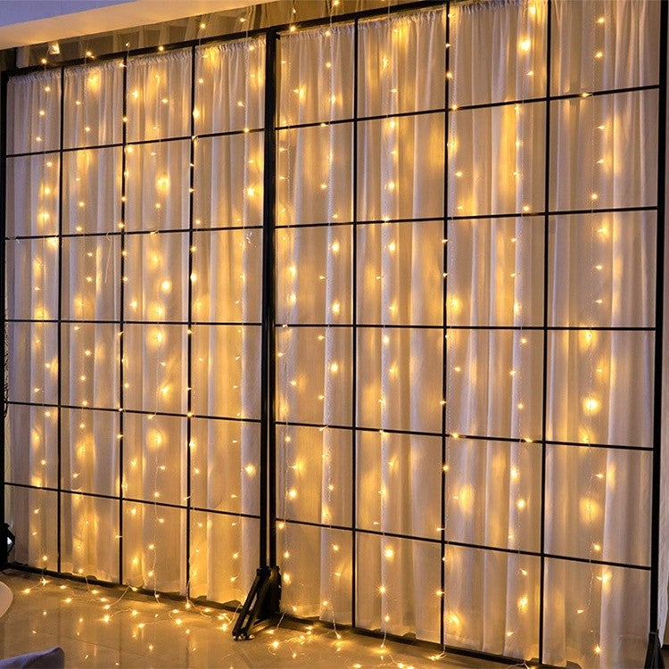 Instalatie Craciun, Tip Perdea, IP44, 5 m x 1 m, 300 LED-uri, Alb cald, cu flash, Transformator, Interconectabila, Prelungitor 5 m inclus, Fir transparent, Interior/ Exterior
