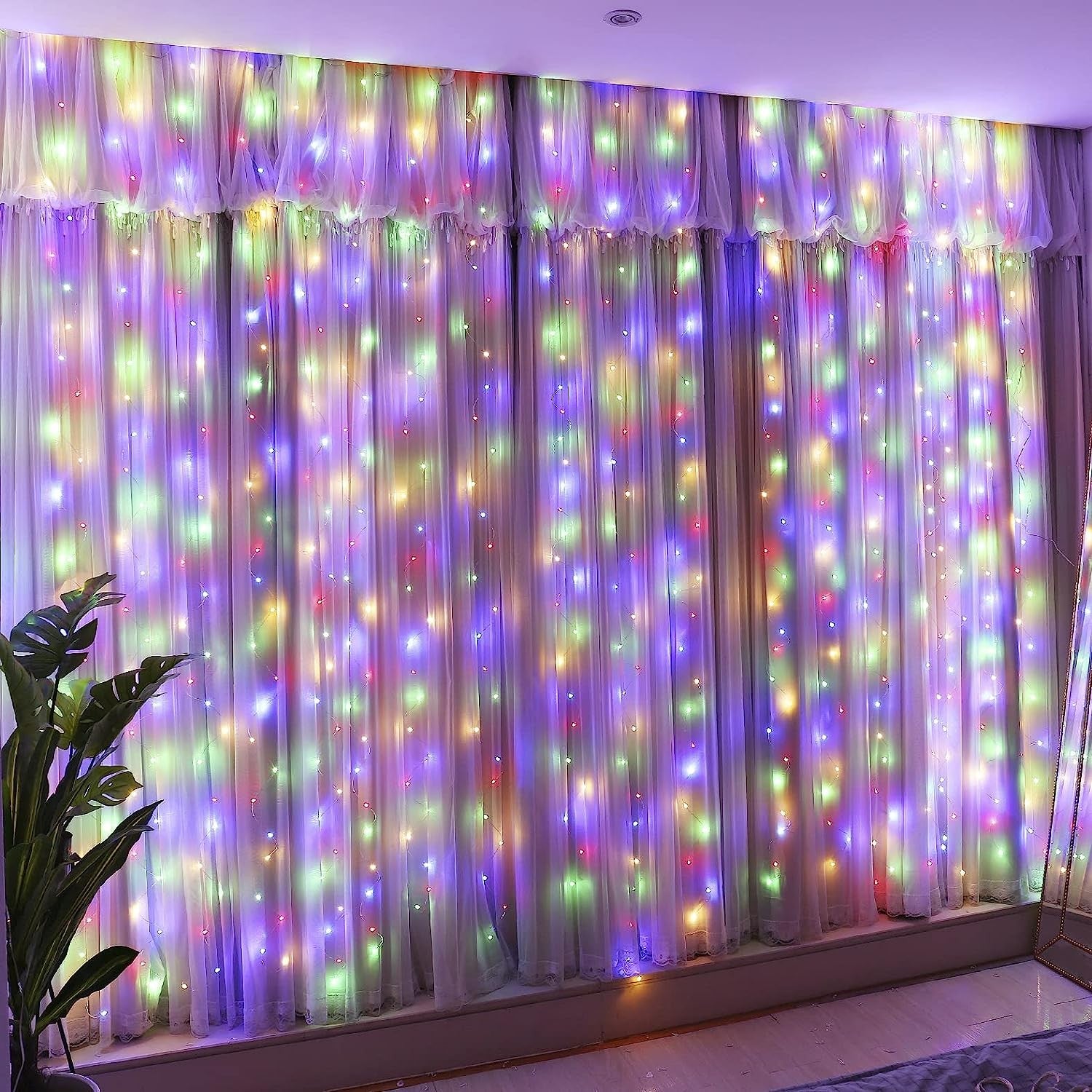 Instalatie Craciun, Tip Perdea, 2 m x 2 m, 240 LED-uri, Prelungitor 1.5 m, 8 Jocuri de Lumini, Interconectabila, Fir transparent, Interior/Exterior, Multicolor