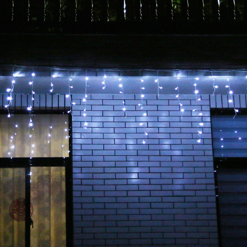 Instalatie de Craciun, Basic ®, Tip Turturi / Franjuri cu Flash, 4 m, 132 LED-uri, Interconectabila, Alb Rece