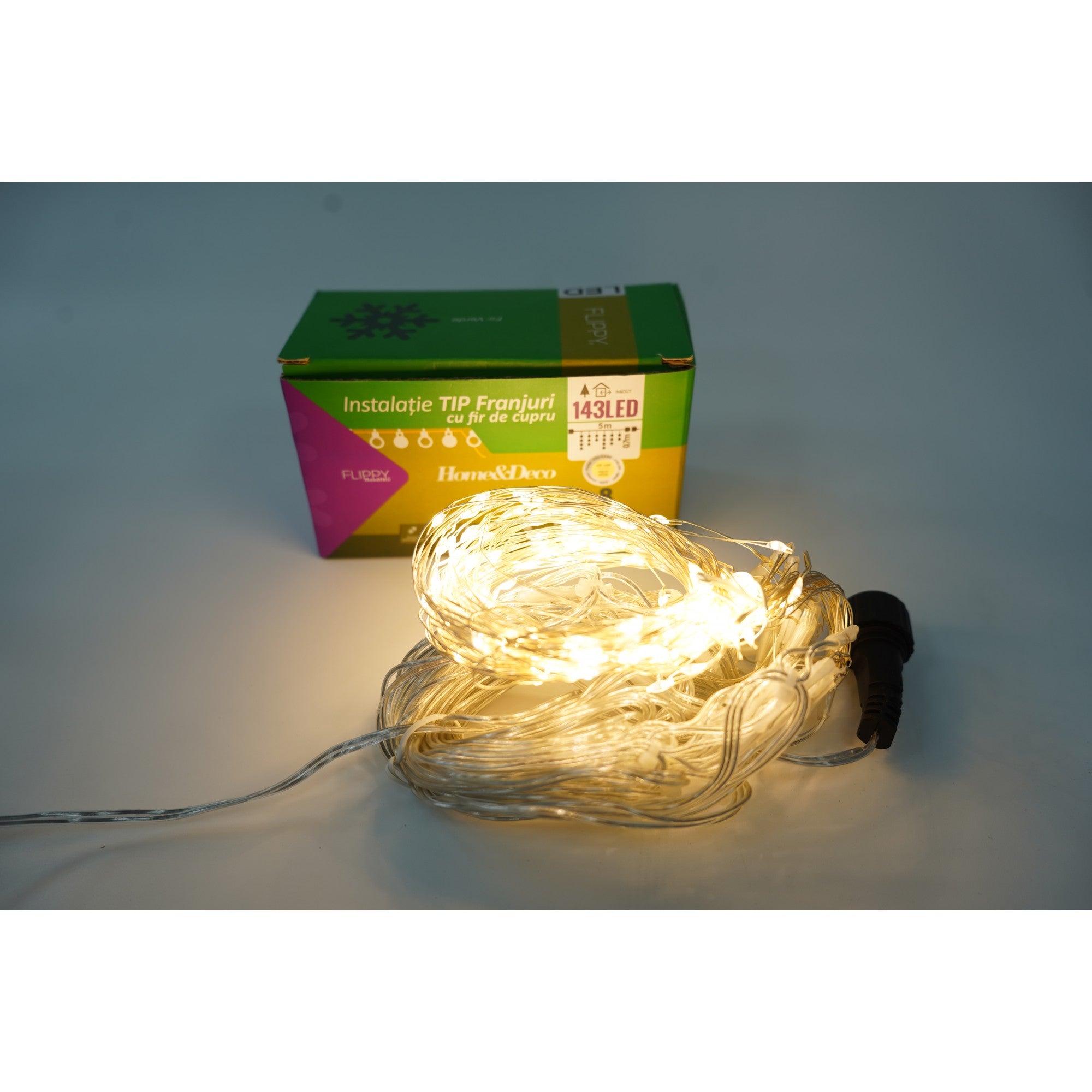 Instalatie de Craciun ® Tip Turturi, Franjuri cu 8 jocuri de lumini, Sectiune 5 m, 143 LED-uri, Interconectabila, Fir Cupru, Alb Cald