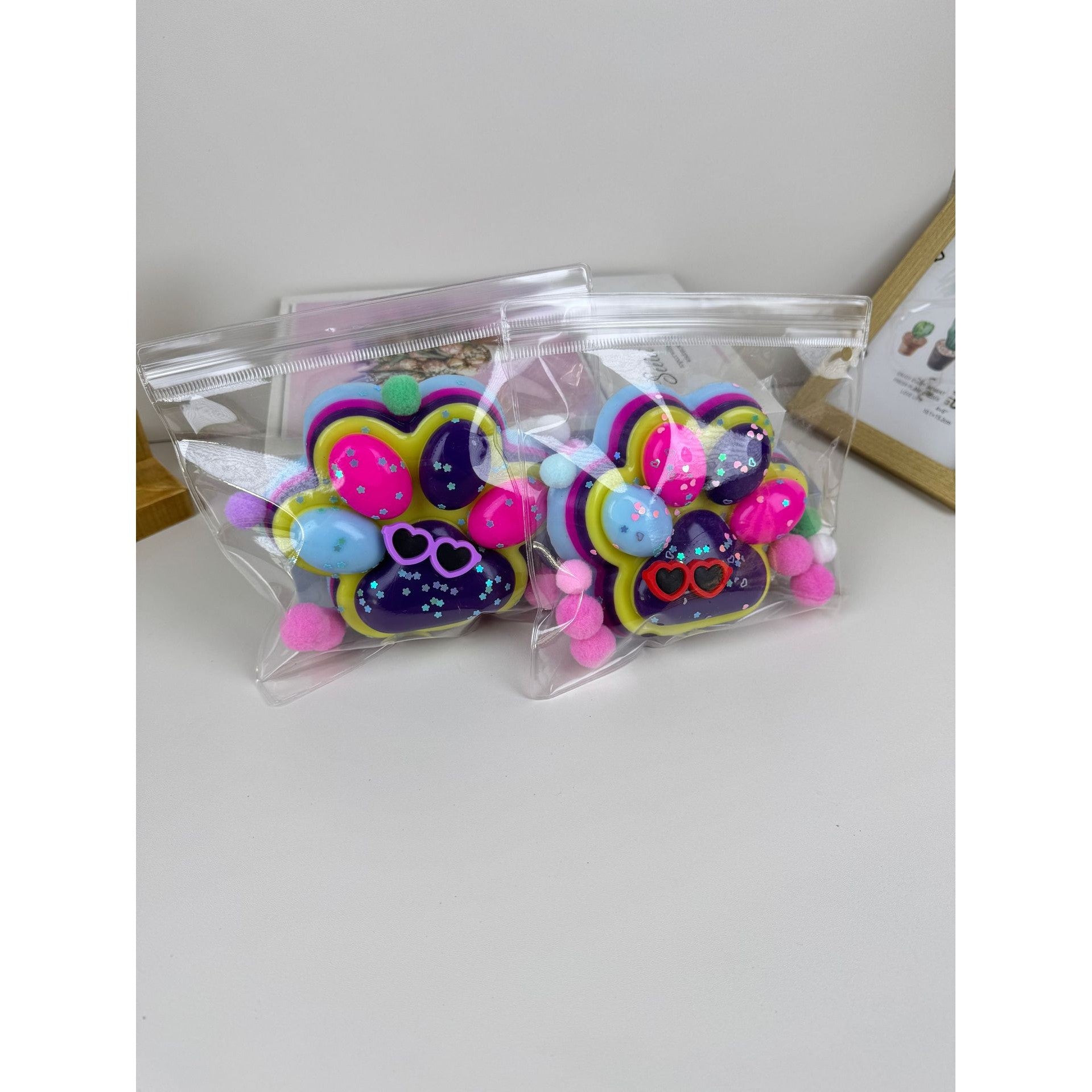 Jucarie Antistres Squishy, cu Revenire Lenta, Squeeze Toys, Model Cat Paw, 12.5x10.5 cm, 220g, +3 Ani, din TPR, Model 5, Multicolor