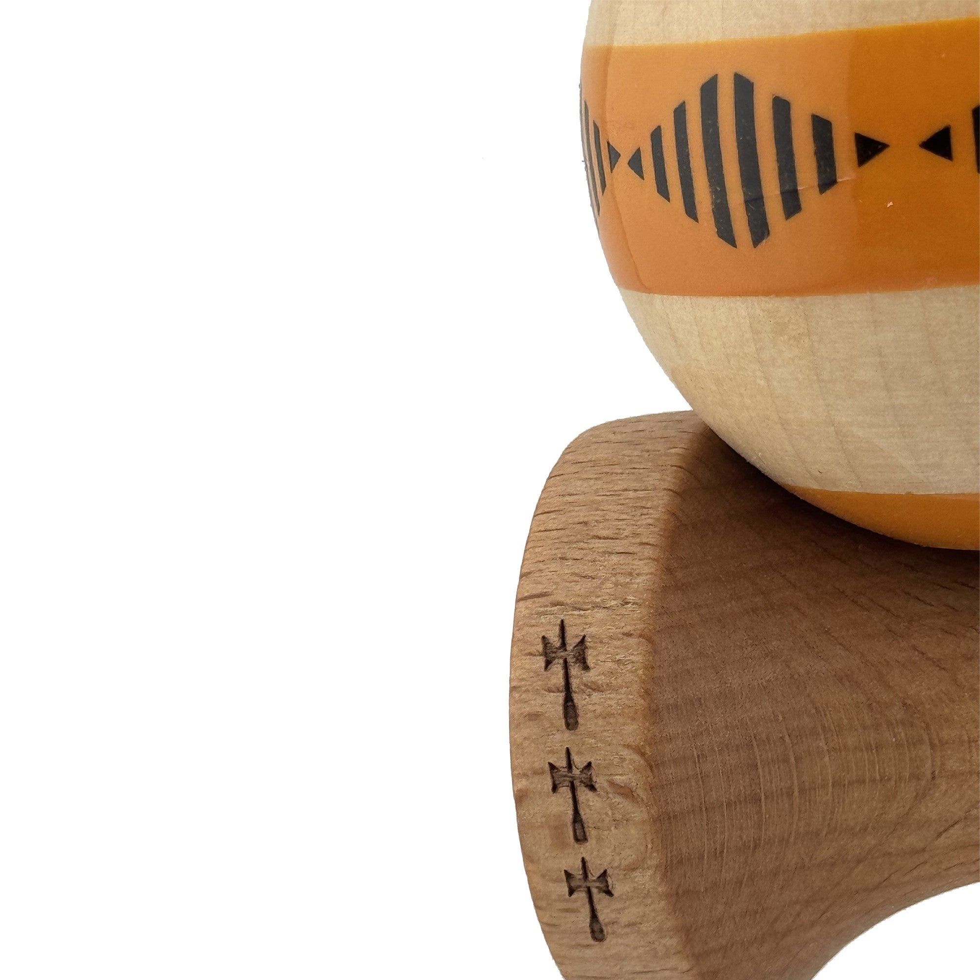 Kendama X FREQUENCY Originala, Profesionala, Big Cups V2, Super Sticky cu Cupe Mari, Rulment Metalic, din lemn 18 cm, Ata 55 cm, Portocaliu/Maro