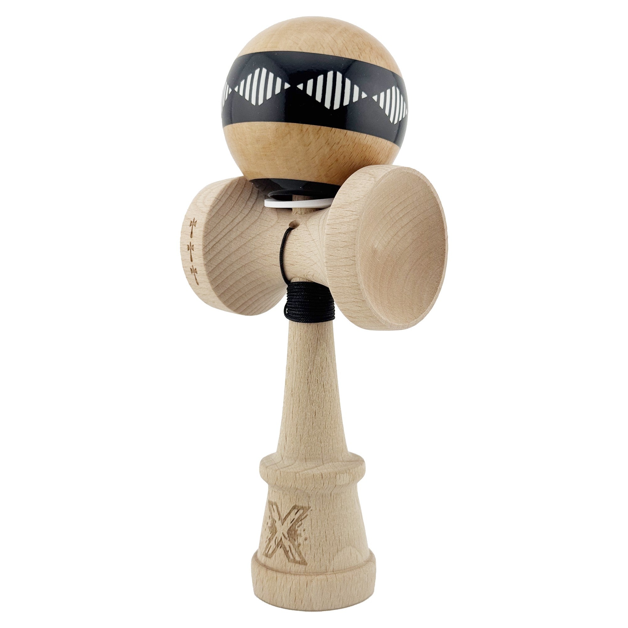 Kendama X Originala FREQUENCY, Profesionala, Cupe Mari KING SIZE V3, Super Sticky, Gaura in Baza, Rulment Metalic, din lemn 18 cm, Ata 62/65 cm, Negru/Maro