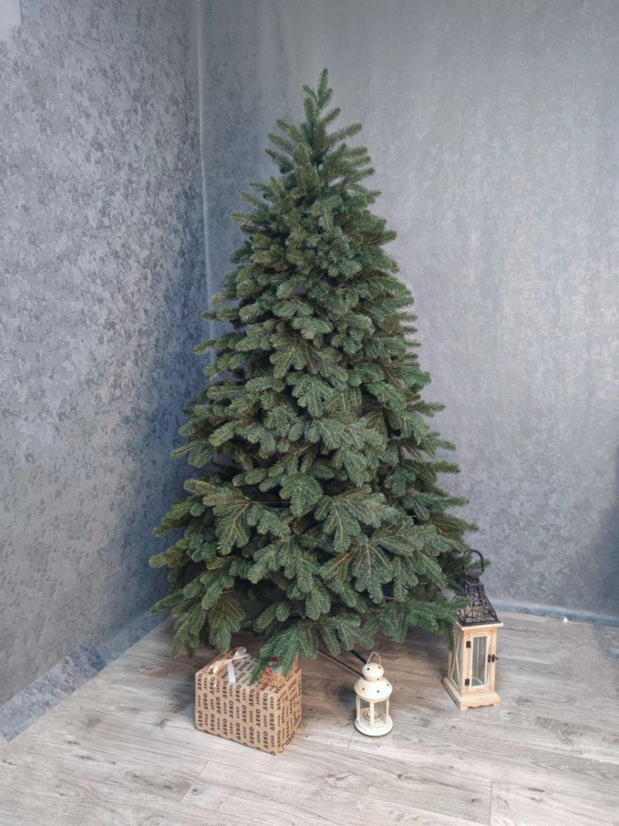 Brad artificial Christmas Deluxe by Sersimo, Kovalivska verde, 3D, 210cm
