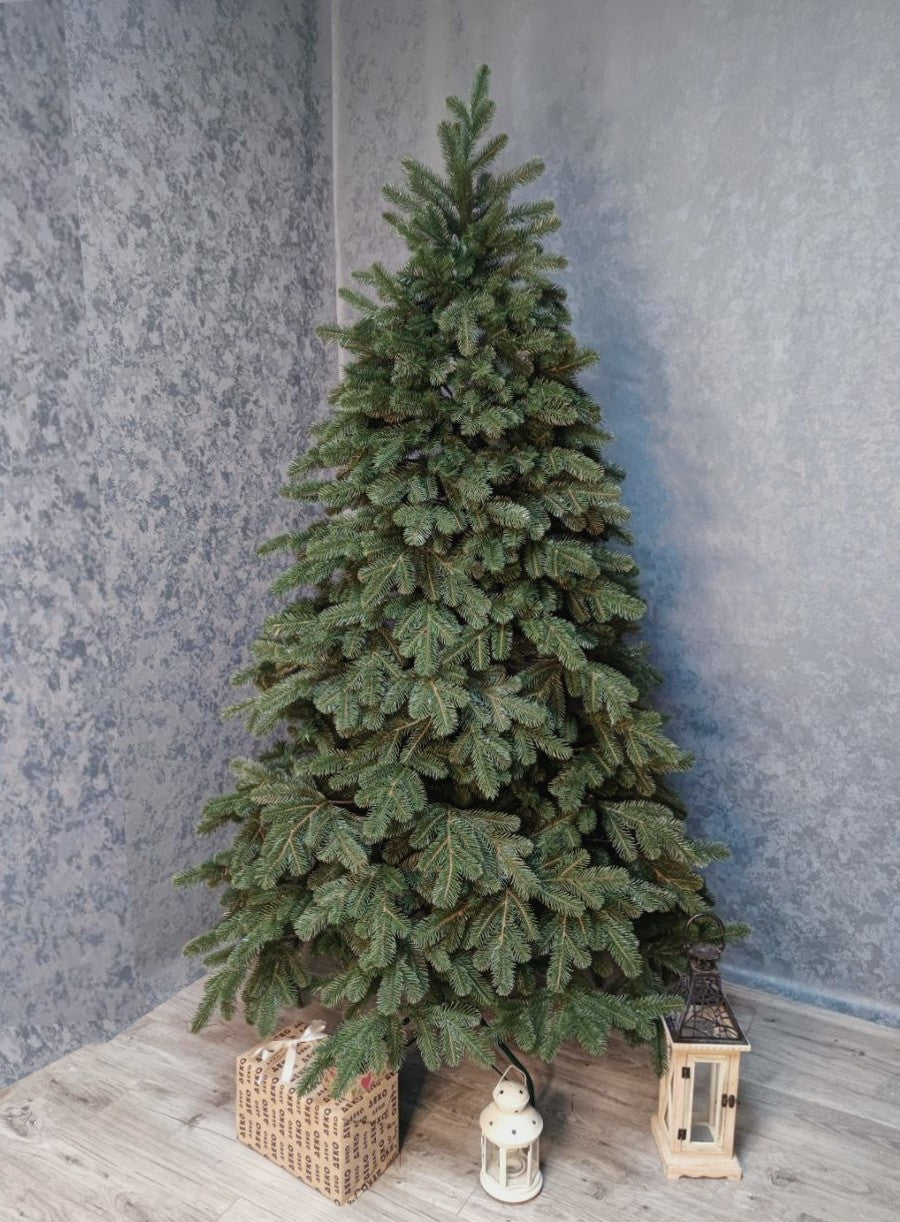 Brad artificial Christmas Deluxe by Sersimo, Kovalivska verde, 3D, 210cm
