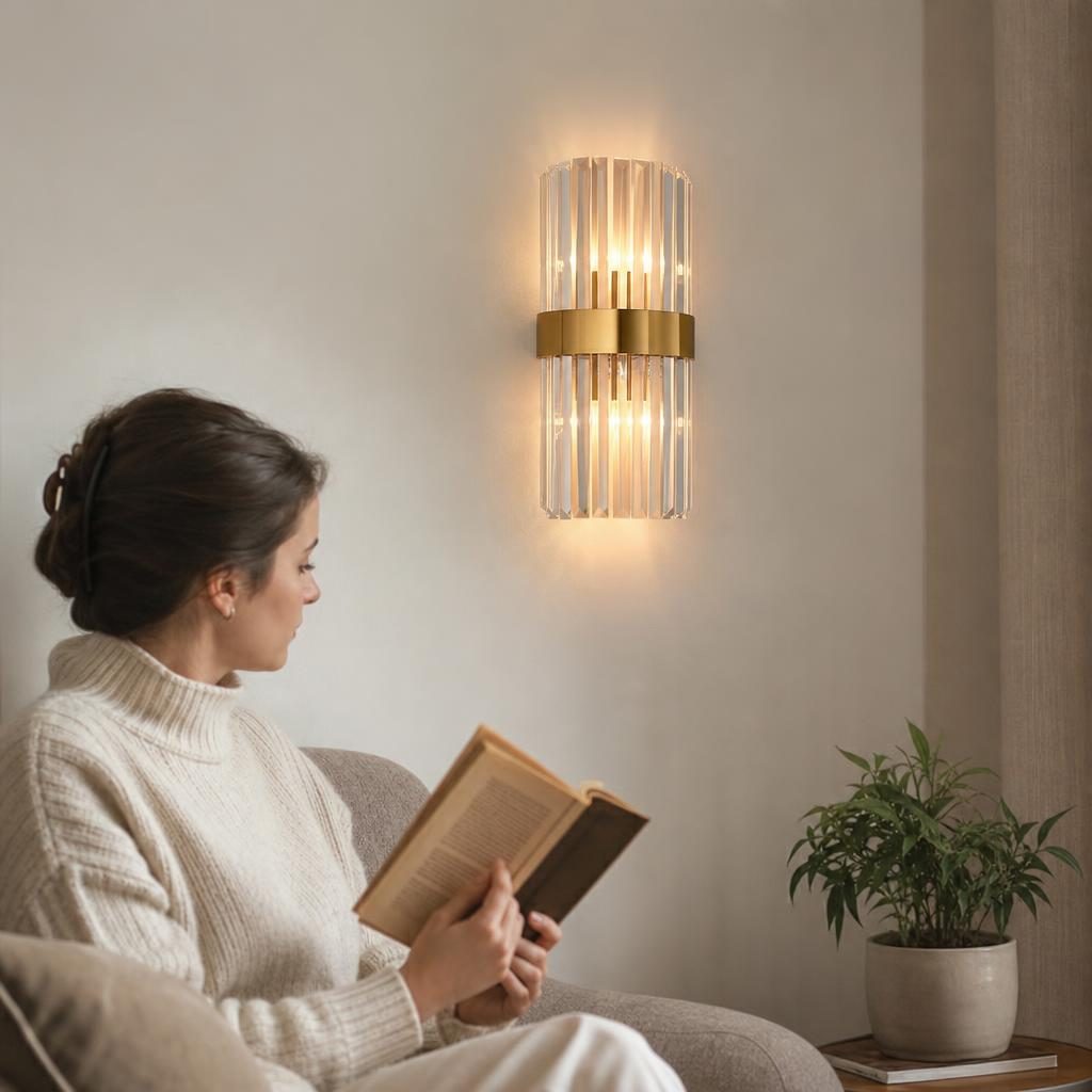 Lampa de Perete in Interior, Lampa de Lux pentru Decor de Interior, Corp de Iluminat Tip aplica, din Inox Auriu si Cristal, Lumina Calda Rece Neutra, 35 x 18 cm, Ideal pentru Camere Mici si Medii, Transparent Auriu