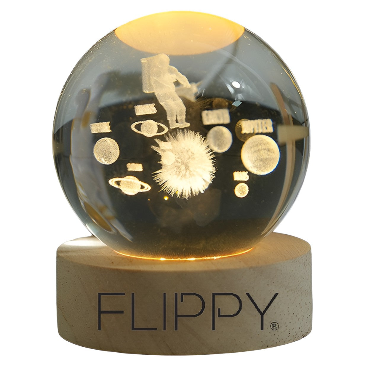 Lampa LED Decorativa, cu Bila de Cristal cu Diametru 6cm, Model Astronaut in Galaxie 3D, Alimentare USB, Suport din Lemn, Lumina Alb Cald