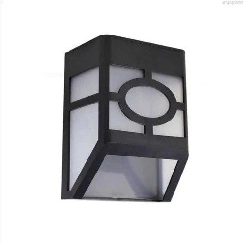 Set 4 Lampi Solare Led pentru Gradina, Model Geometric, 11.8 x 8.6 x 5 cm, Buton On-Off, Lumina Multicolora, Negru/Alb