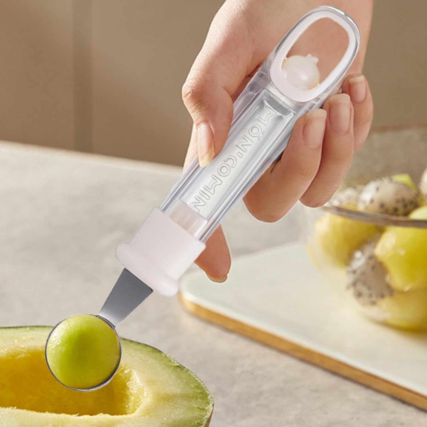 Lingura pentru Bile de Fructe, Scobitor Fructe, Ustensila Multifunctionala pentru Fructe, Accesoriu de Bucatarie, Lingura Antialunecare pentru Salata de Fructe, 17.6 x 2.9 cm, Bej