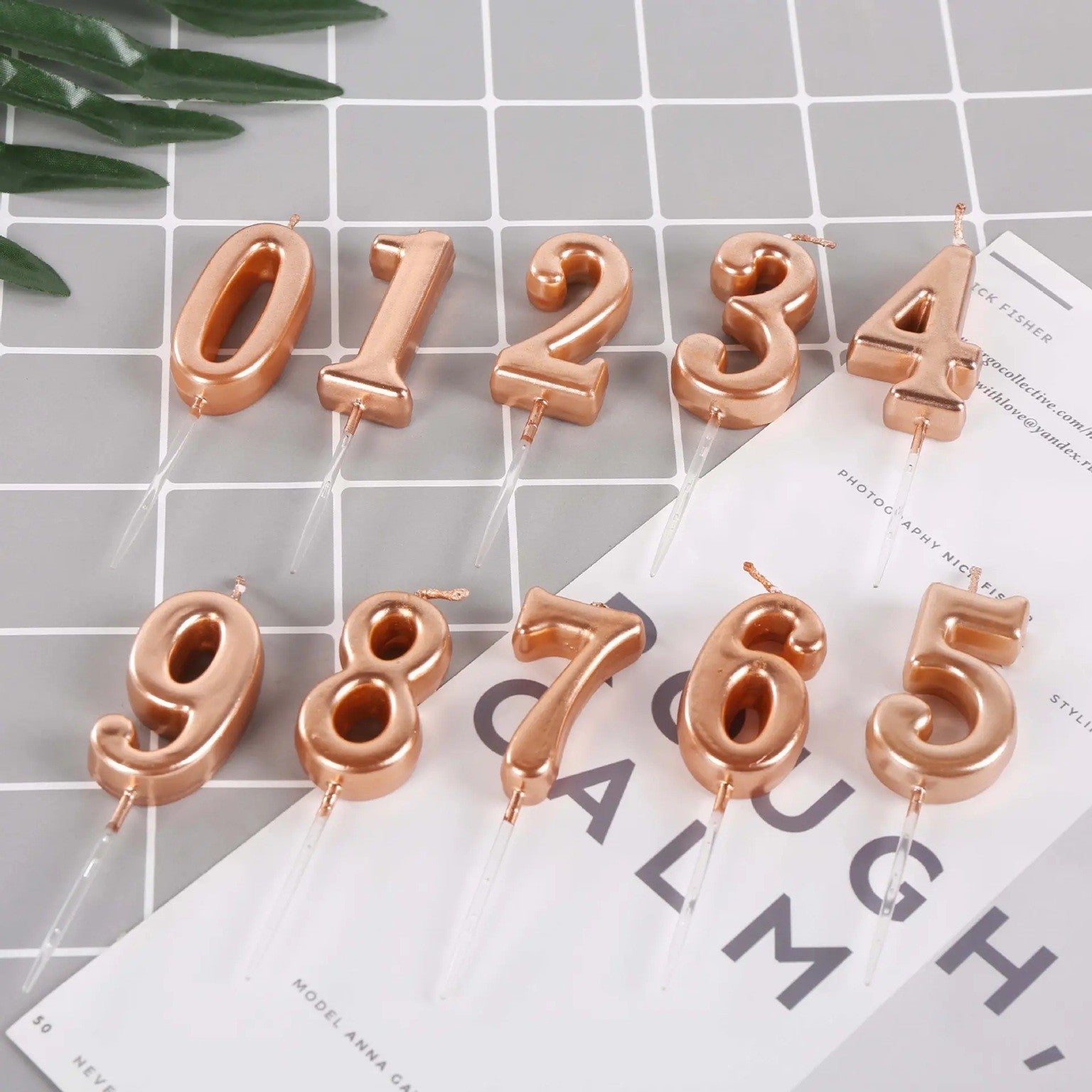 Lumanare de Tort, Model Cifra 3, Party, 4.5 x 2.5 cm, din Parafina, Rose Gold