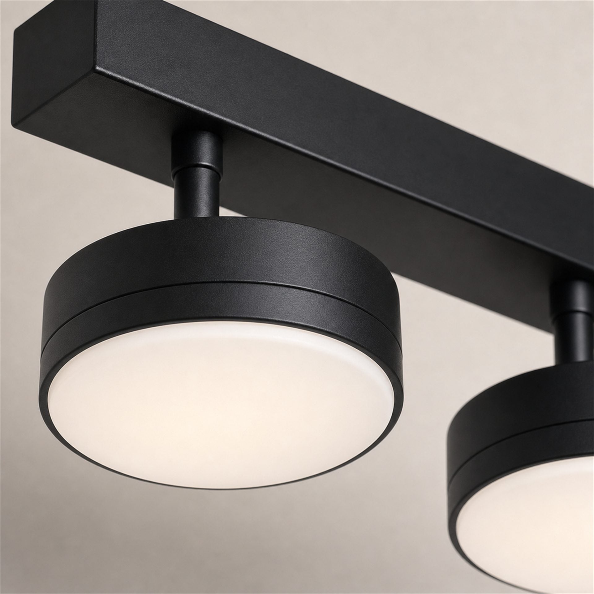 Lustra EPS, 3xGX53, 61x15cm, Metal si Plastic, Negru