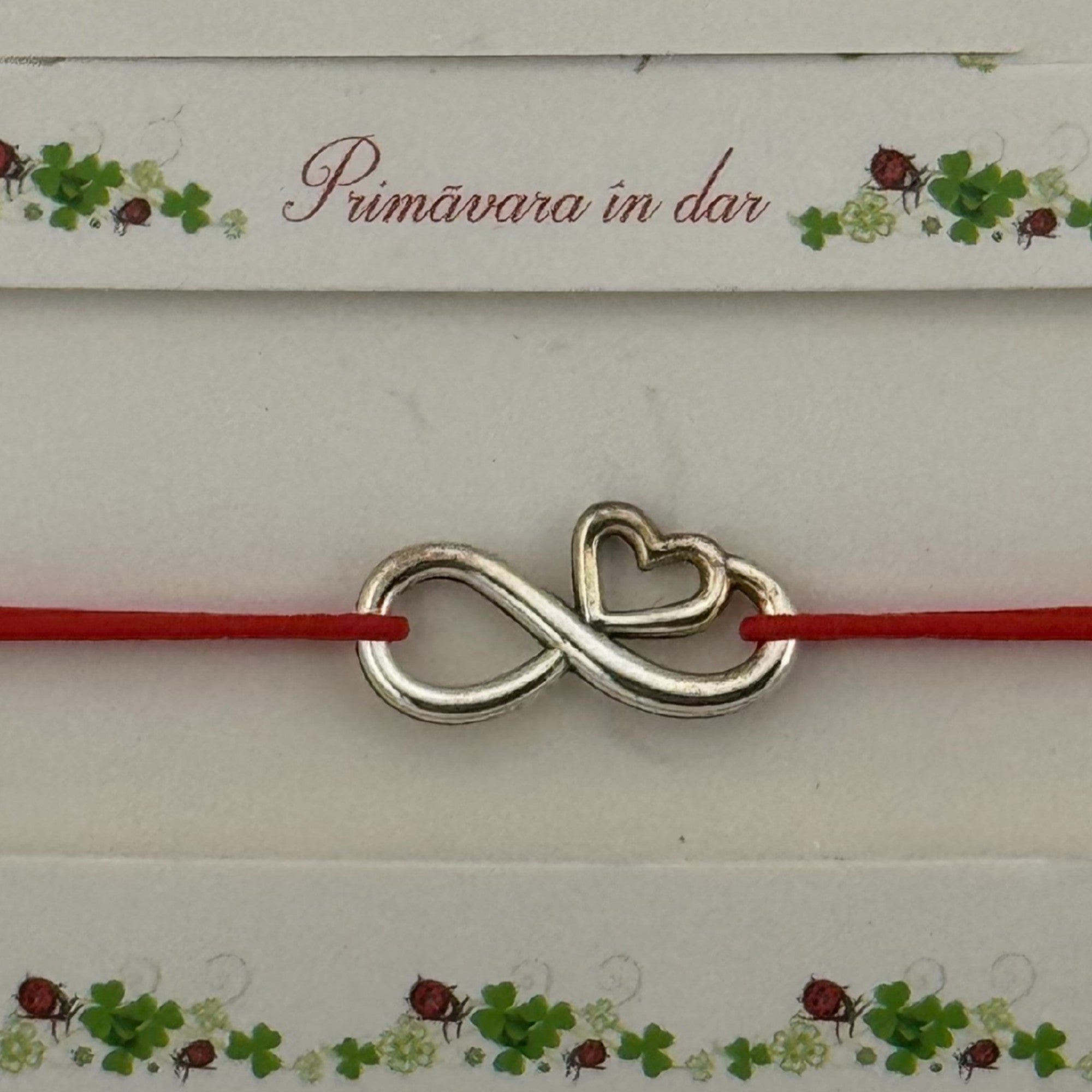 Martisor Bratara cu 2 Noduri Elastica, Snur Rosu, Model Inimioare