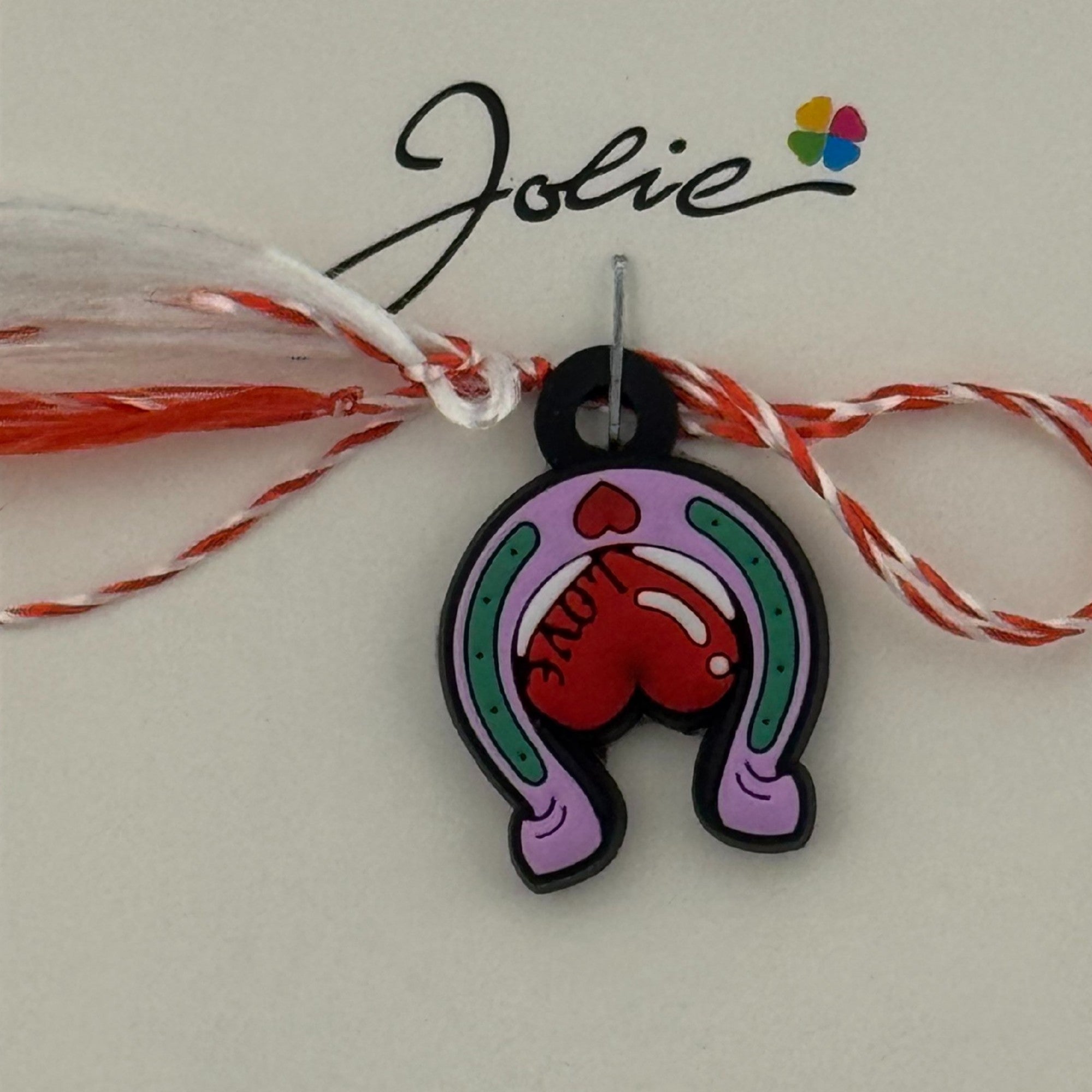 Martisor pentru Copii, Material Cauciuc, Ambalaj Carton cu Design, Multicolor, Model Potcoava