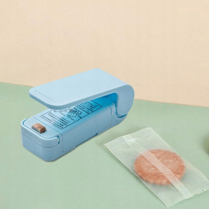 Mini Aparat de Sigilat Pungi cu Baterii, Etansare prin Caldura, Spate Magnetic, Portabil, 9.7x3 cm, Albastru