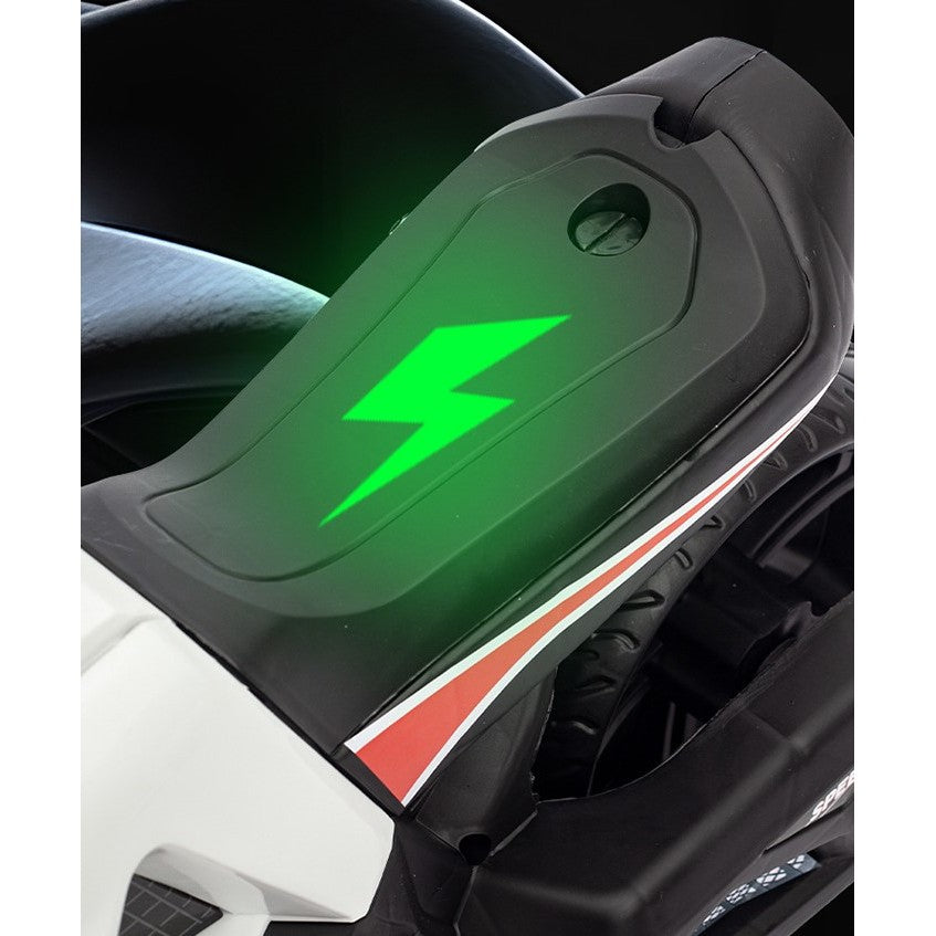 Motocicleta Electrica cu 2 Roti Mari si 2 Roti Ajutatoare, Acumulator Incarcare, Anti-Rasturnare, Lumini, Muzica, Motor:380, Baterie 6V4.5, 41.5x70x34 cm, 4.5 Kg, 3 Ani+, Alb Negru