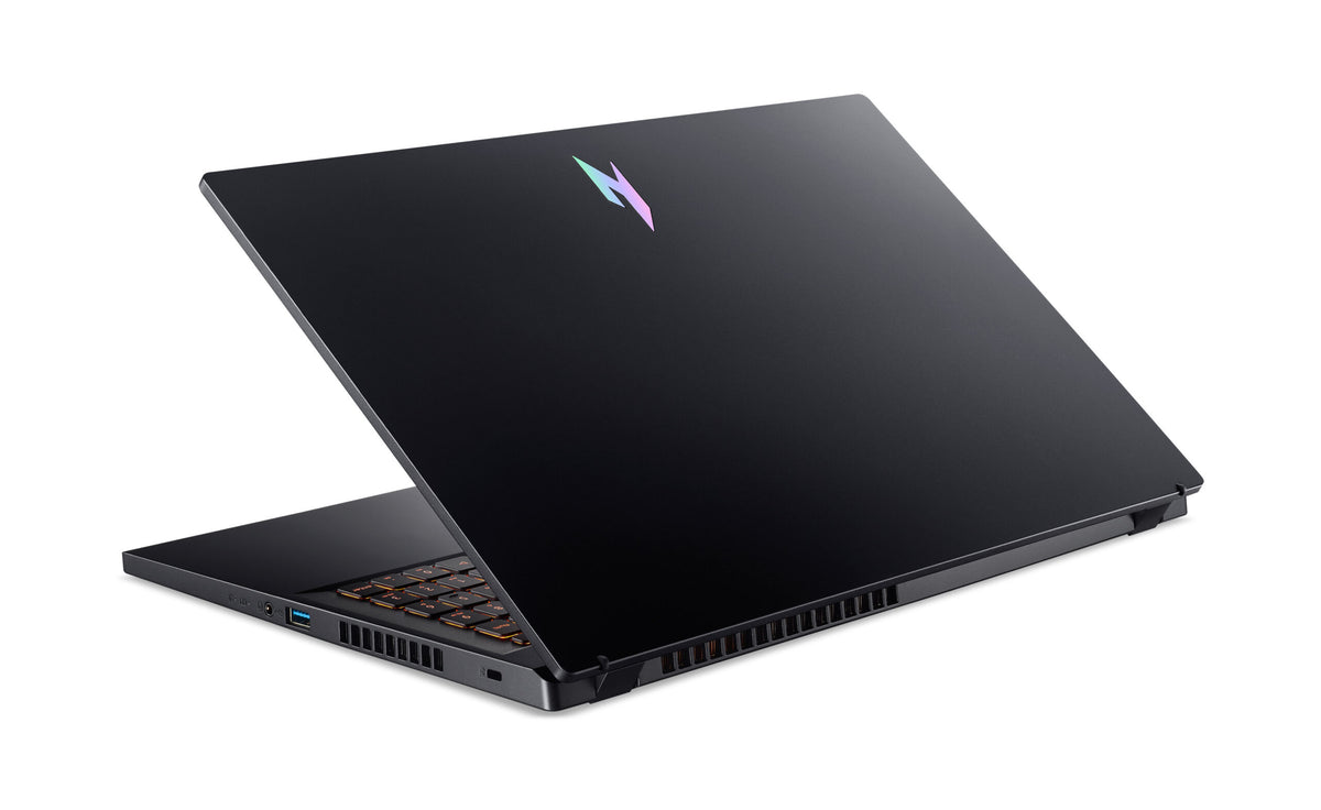 Laptop ANV15-42 R7-7445HS 15