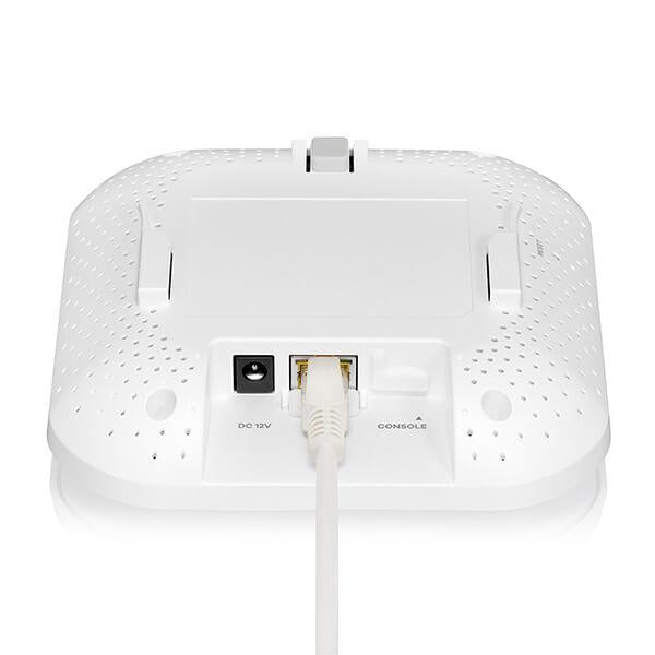 ZYXEL NWA90AXPRO-EU0102F NWA90AX PRO Access Point 802.11ax WiFI 6 Dual Radio AX3000 POE;Porturi; 1 LAN 2.5 Gbps Antene 3 dBi,4 dBi MIMO,Mesh Adaptor 20.5 W "NWA90AXPRO-EU0102F"