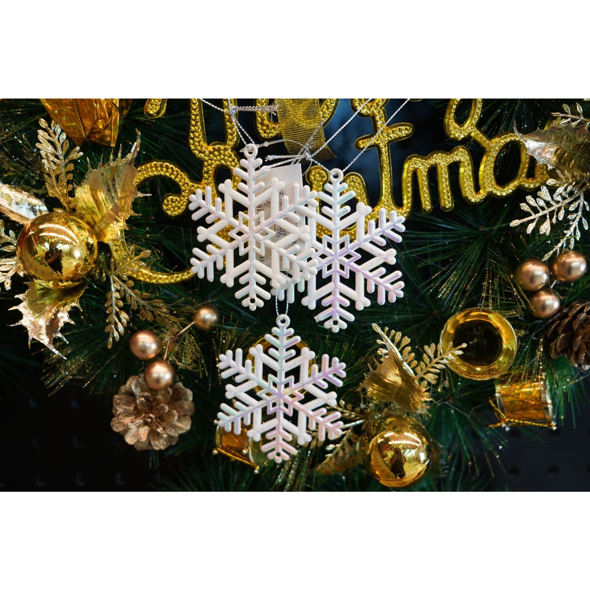 Ornament brad de Craciun, Perlat, in forma de Fulg de nea, 8 cm x 8 cm, Plastic