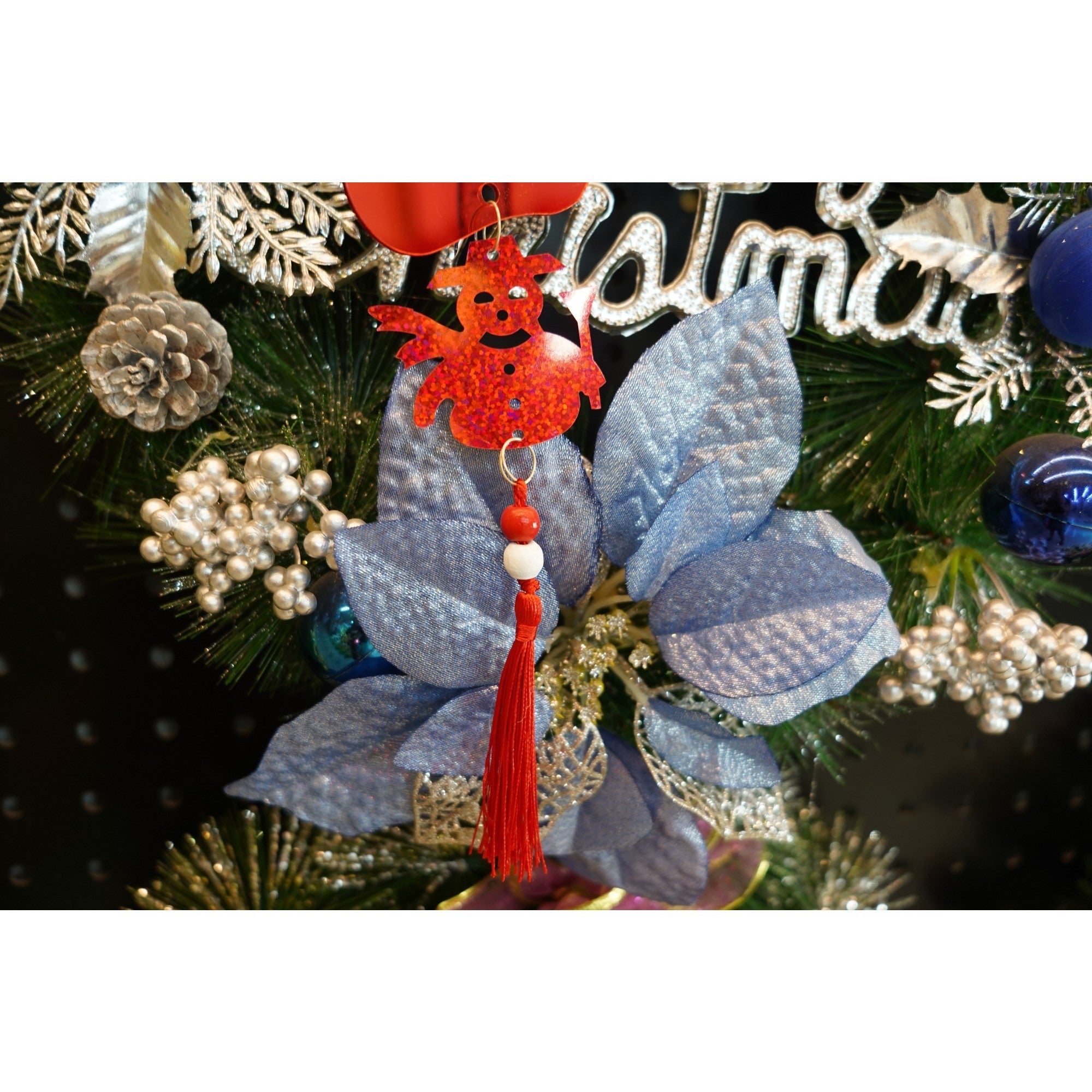 Ornament brad, Gheata, Om de zapada, Rosu, Lucios, 10*28CM, Acril, Interior/ Exterior