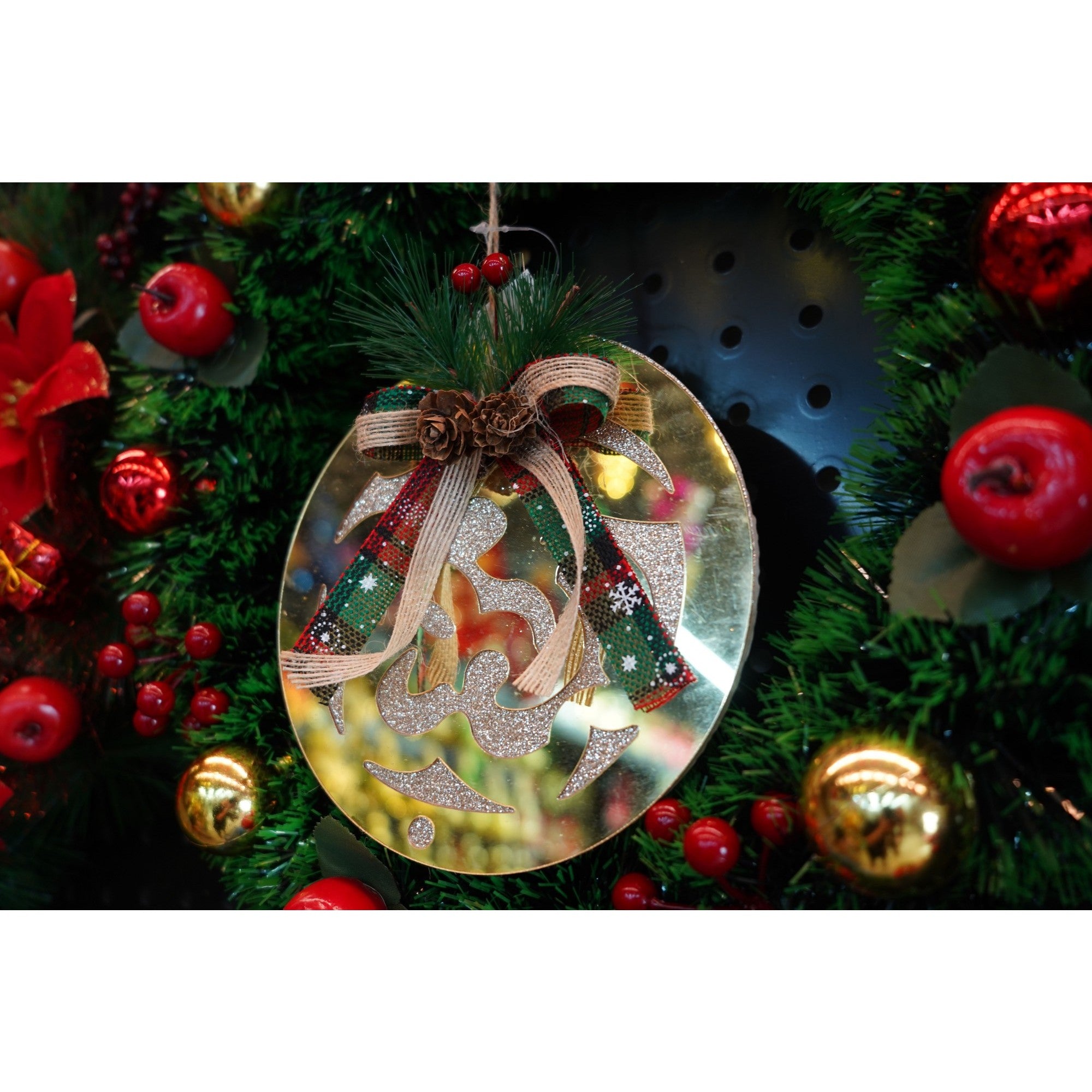 Ornament brad, Glob, Auriu, Lucios, 17*17CM, Acril, Interior/ Exterior
