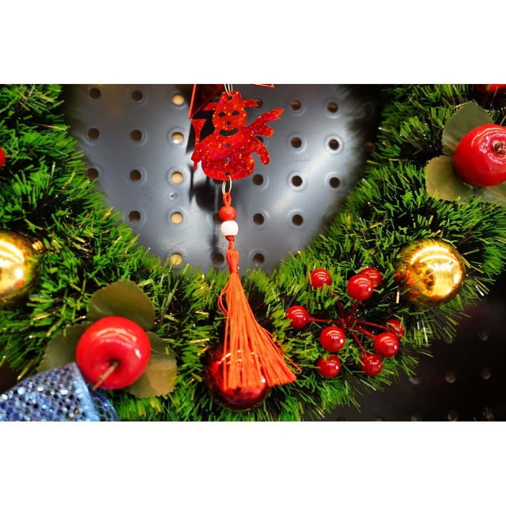 Ornament brad, Stea, Om de zapada, Rosu, Lucios, 10*28CM, Acril, Interior/ Exterior