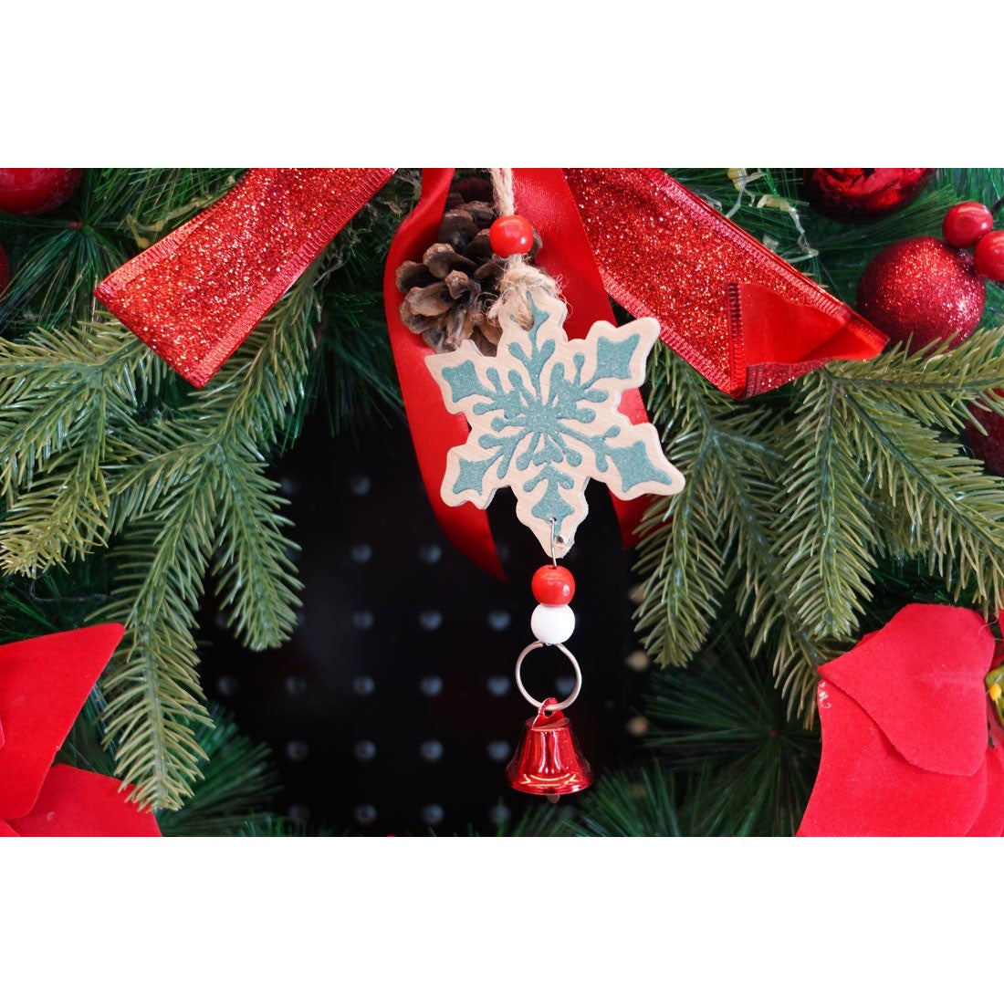 Ornament de brad fulg de nea, multicolor, lemn, 18 cm