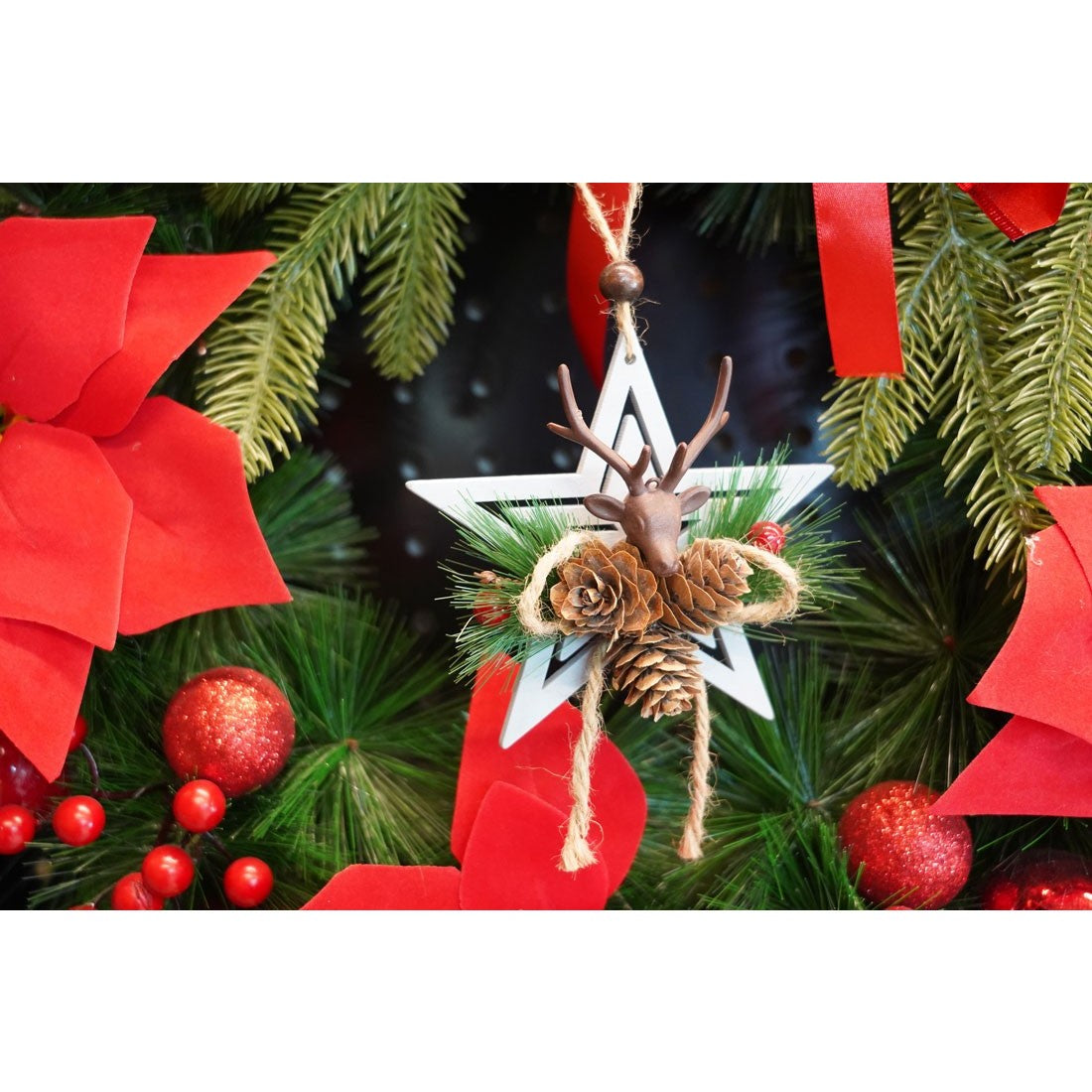 Ornament de brad stea cu cerb, multicolor, lemn, 15 cm