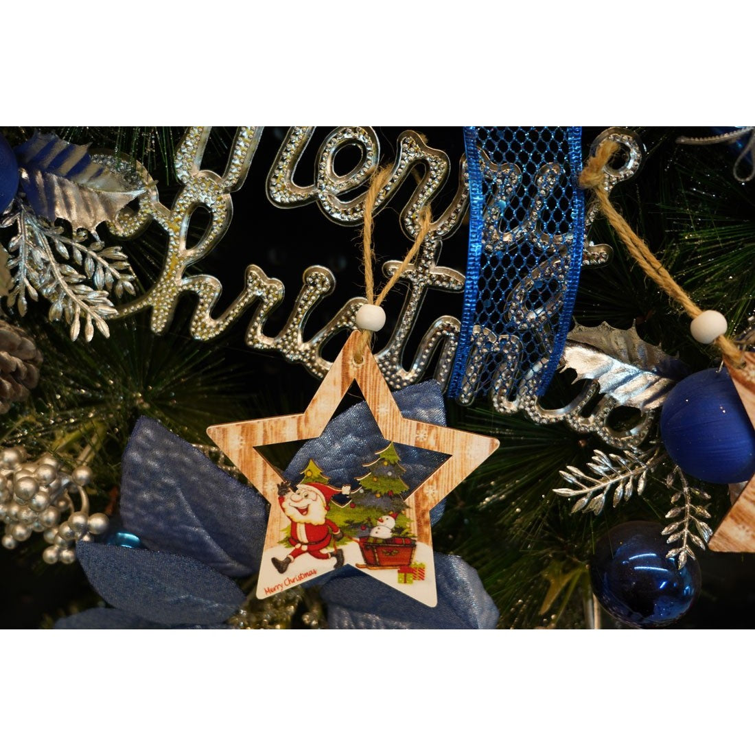Ornament de brad stea cu Mos Craciun, multicolor, lemn, 9.9 cm