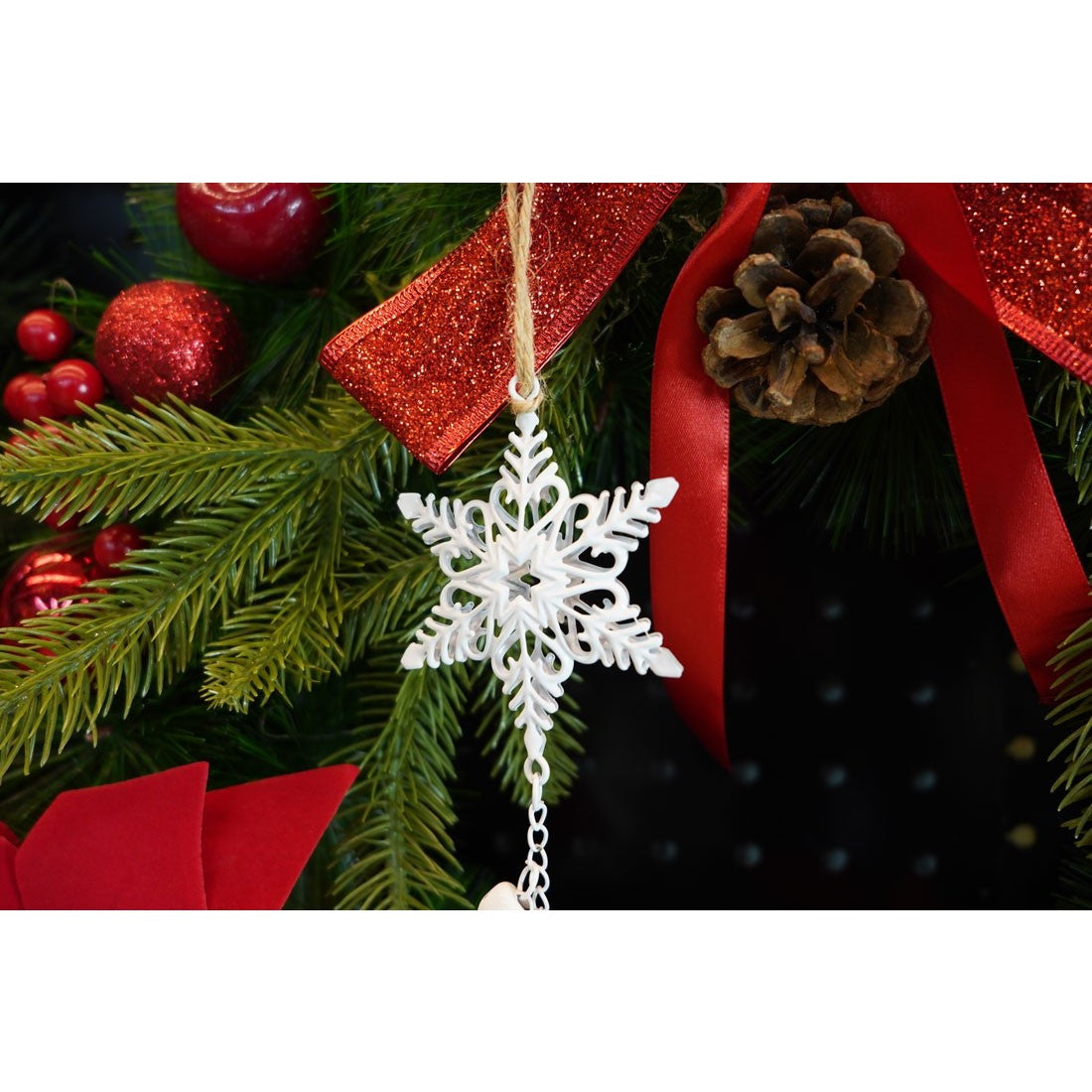 Ornament de brad trei fulgi de nea, alb, metal, 30 cm