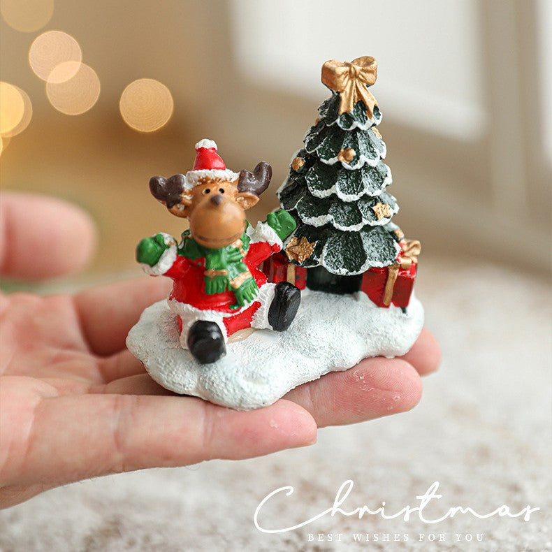 Ornament de Craciun din Rasina pentru Decor, Model Ren cu Brad, Decoratiune de Birou pentru Craciun, 6.5 x 6.5 x 4 cm, Rosu Verde