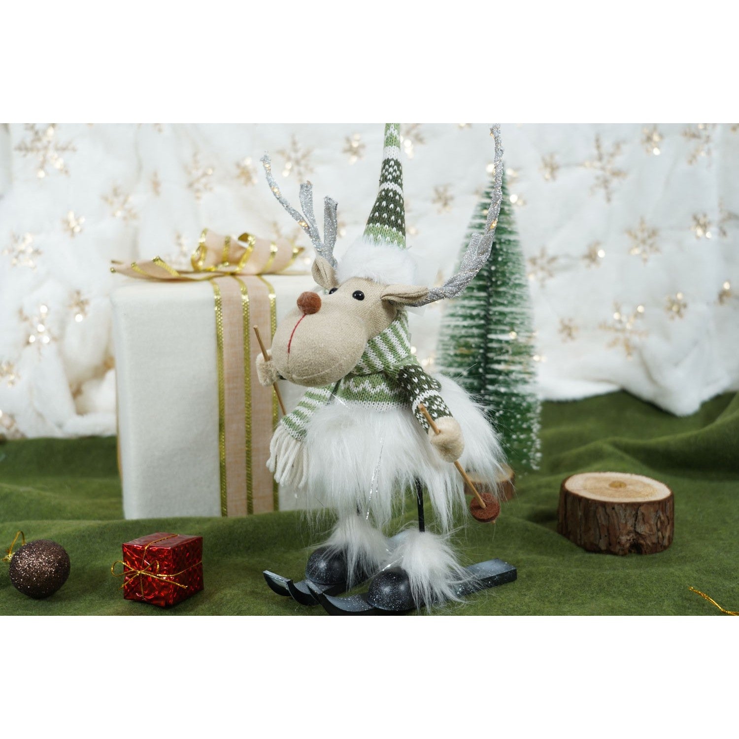 Ornament de Craciun ren pe schiuri model 2, alb/verde, textil, 33 cm