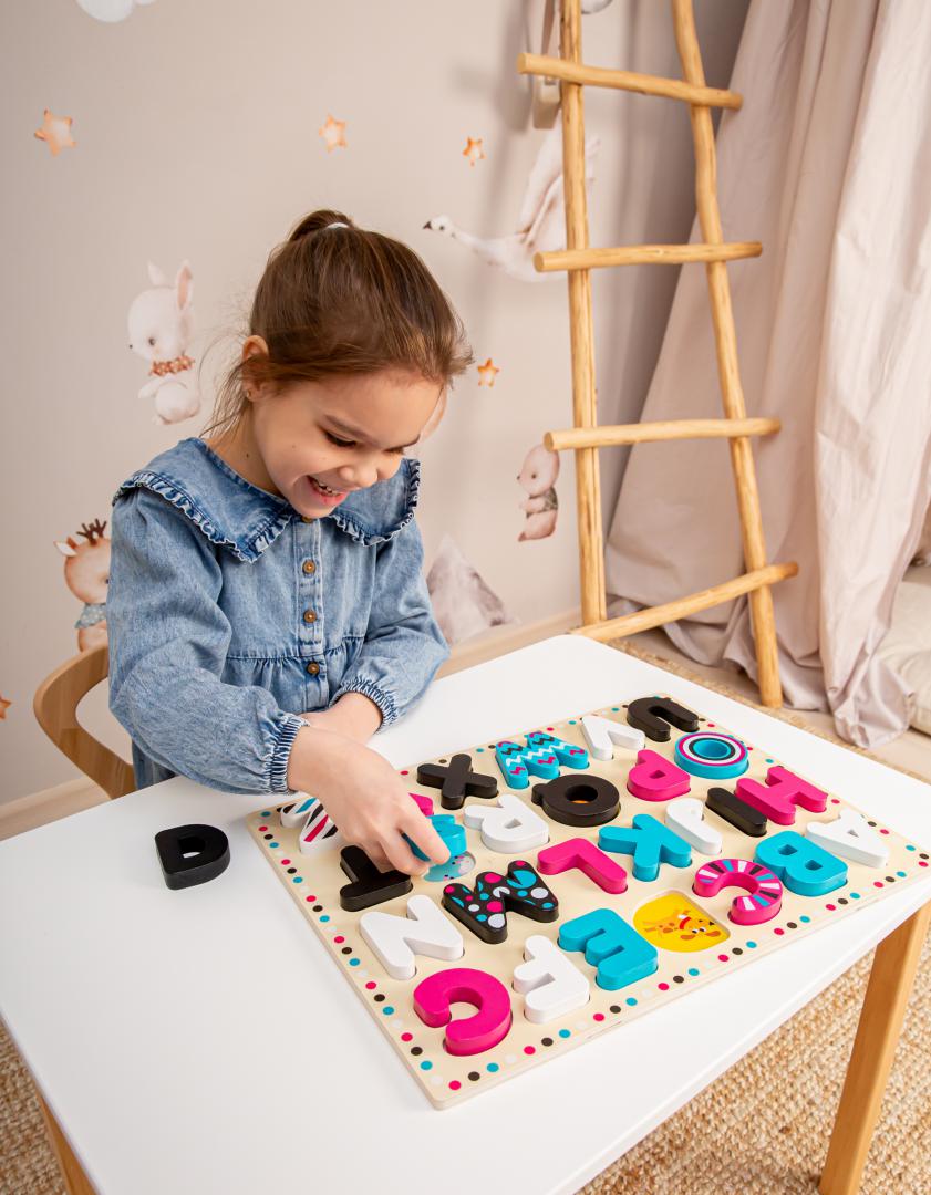 Kids Hits PLACA DE SORTARE ABC, JUCARIE LEMN