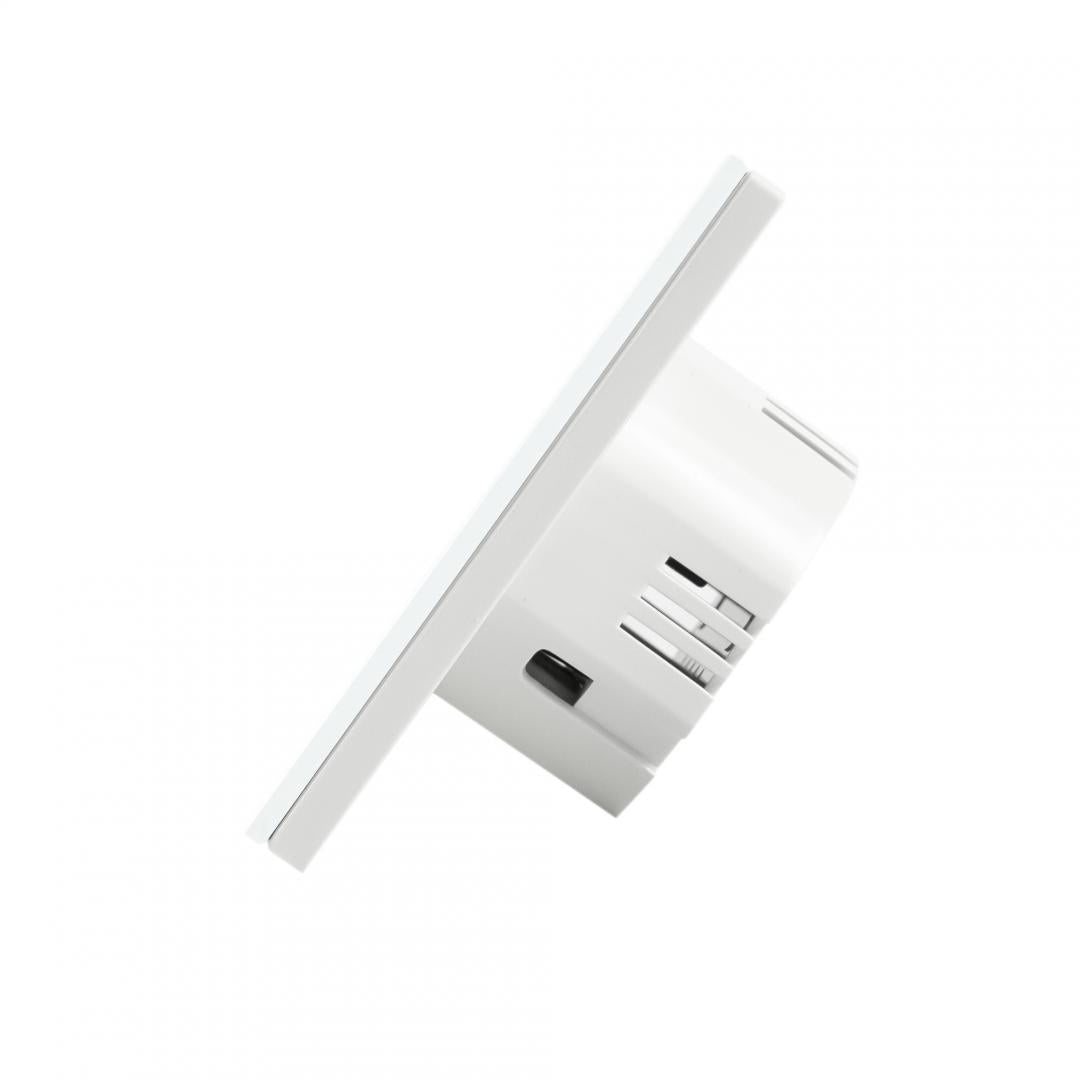 Intrerupator cu touch PNI SH101 alb cu LED indicator cu panoul frontal din sticla temperata transparenta, iar carcasa din spate rezistenta la foc. Poate fi utilizata la o putere maxima de 100W pentru becurile cu LED, iar pentru becurile clasice de maxim 2