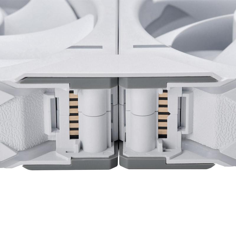 Phanteks D30 Pwm Rg Afw D-RGB 3x 120MM a (Ventilator Carcasa Phanteks PH-F120D30)